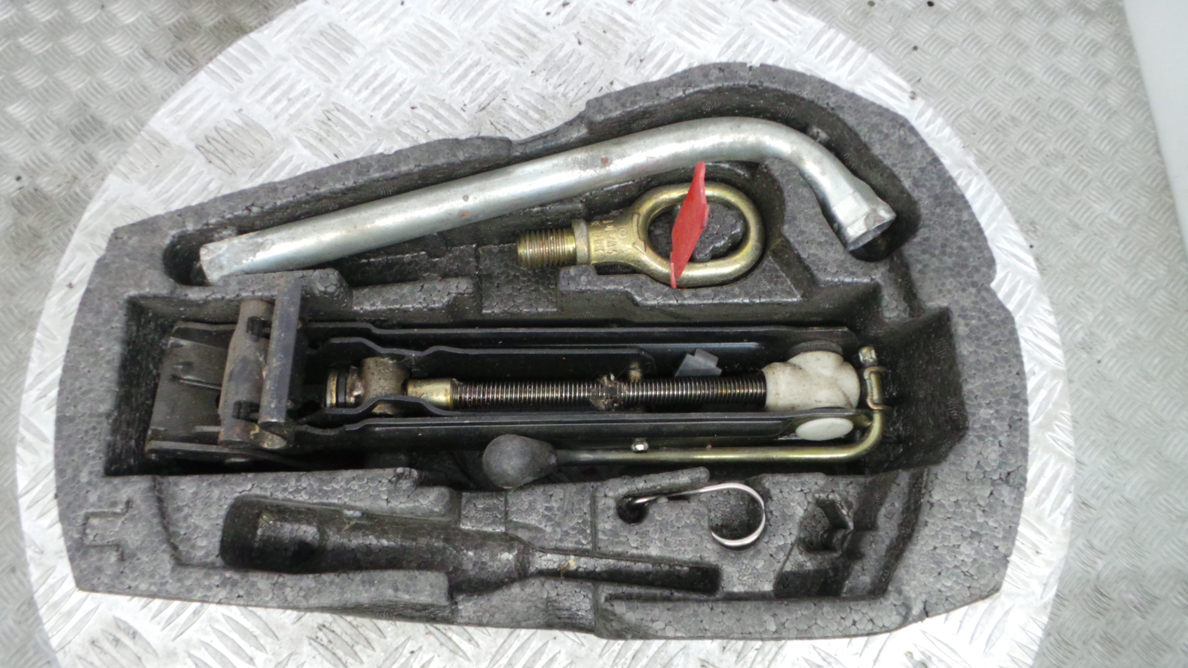 Kit Pneu Suplente  - VW POLO (9N_, 9A_)-36435771