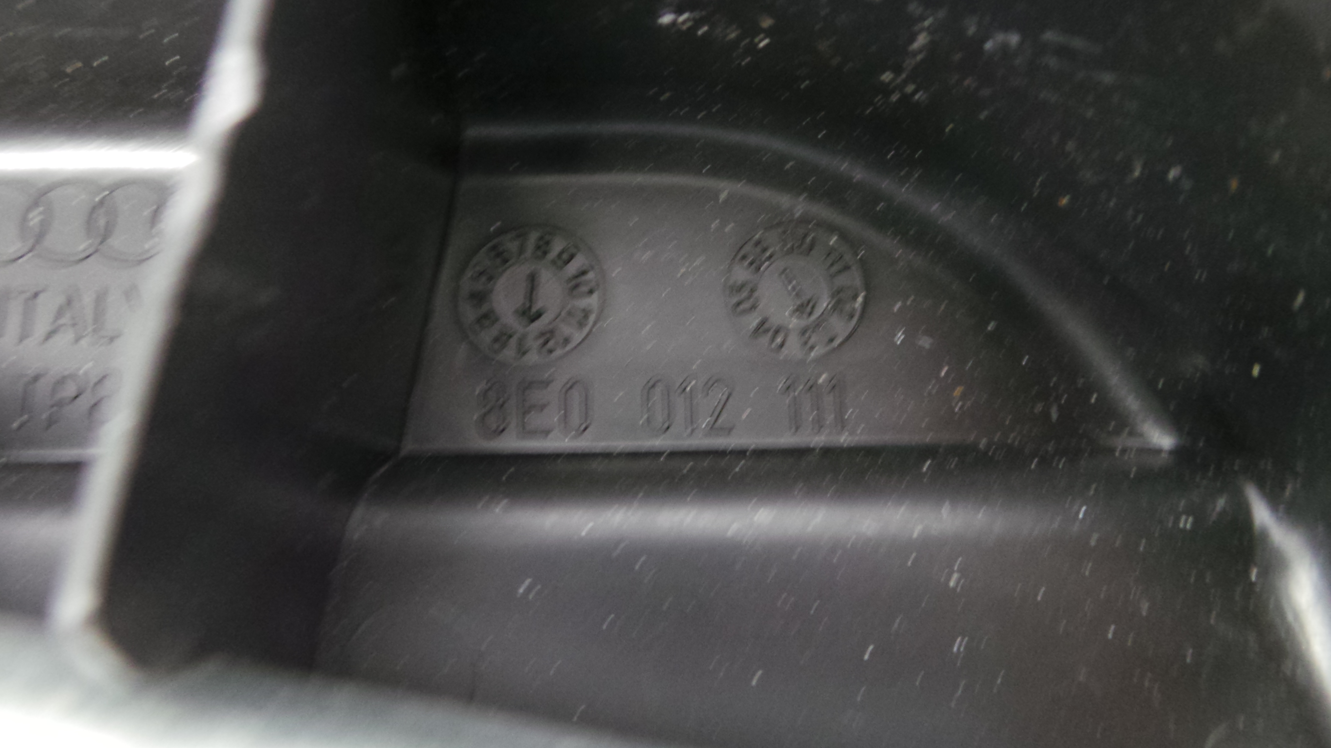 Kit Pneu Suplente 8E0012111 - AUDI A4 B6 (8E2)-36435780