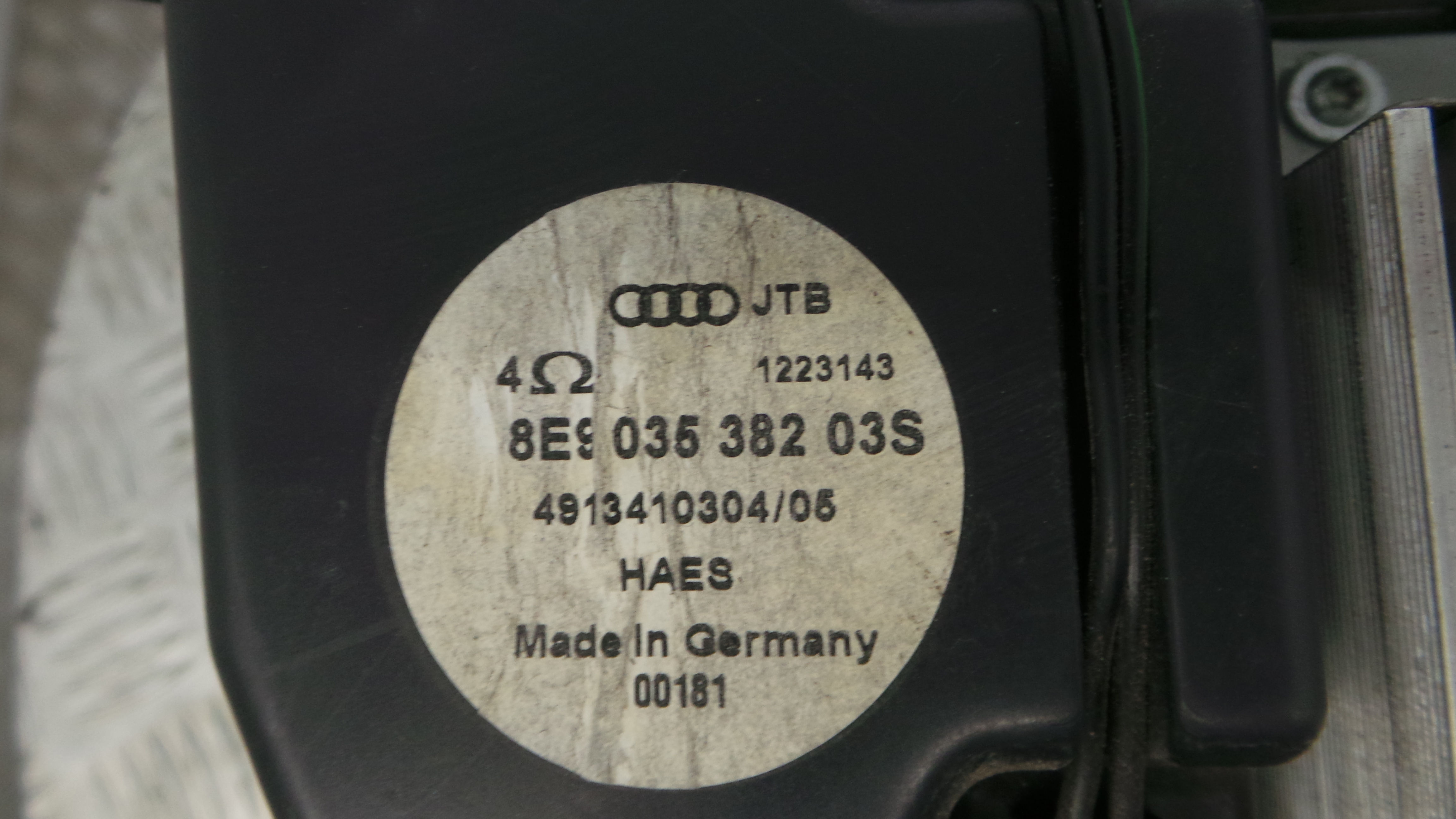 Subwoofers 8E9035382 - AUDI A4 B6 (8E2)-36435788