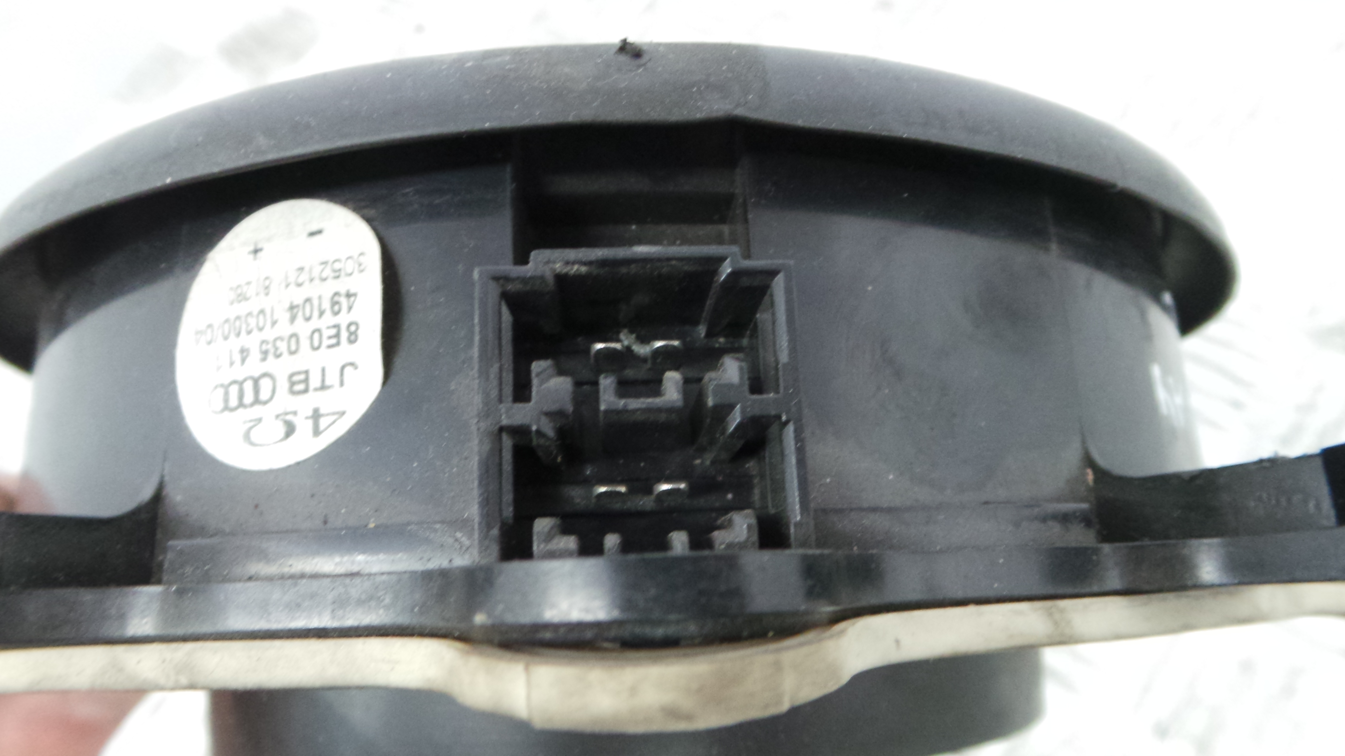 Colunas de Som  8E0035411 - AUDI A4 B6 (8E2)-36435842