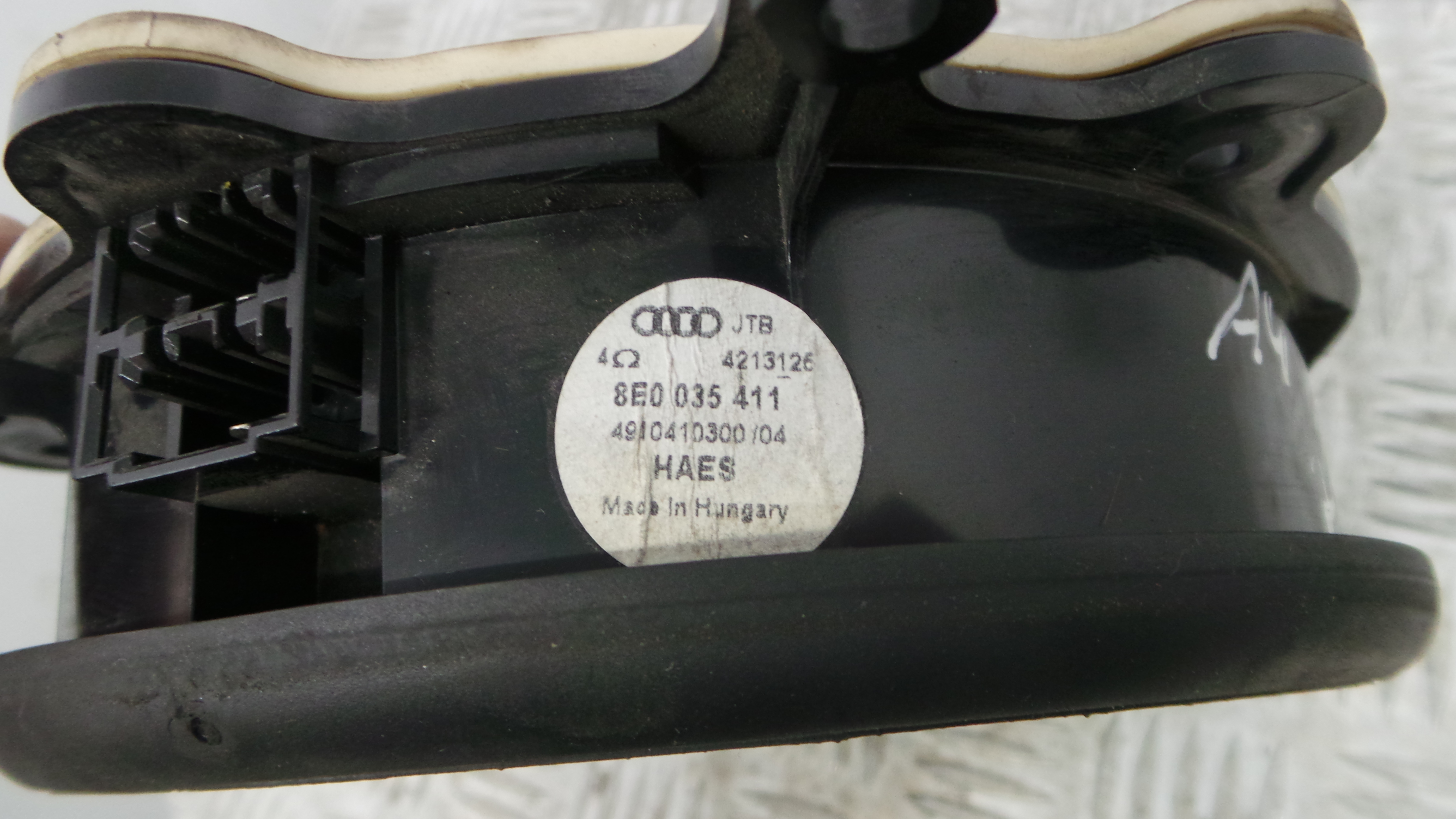 Colunas de Som  8E0035411 - AUDI A4 B6 (8E2)-36435846