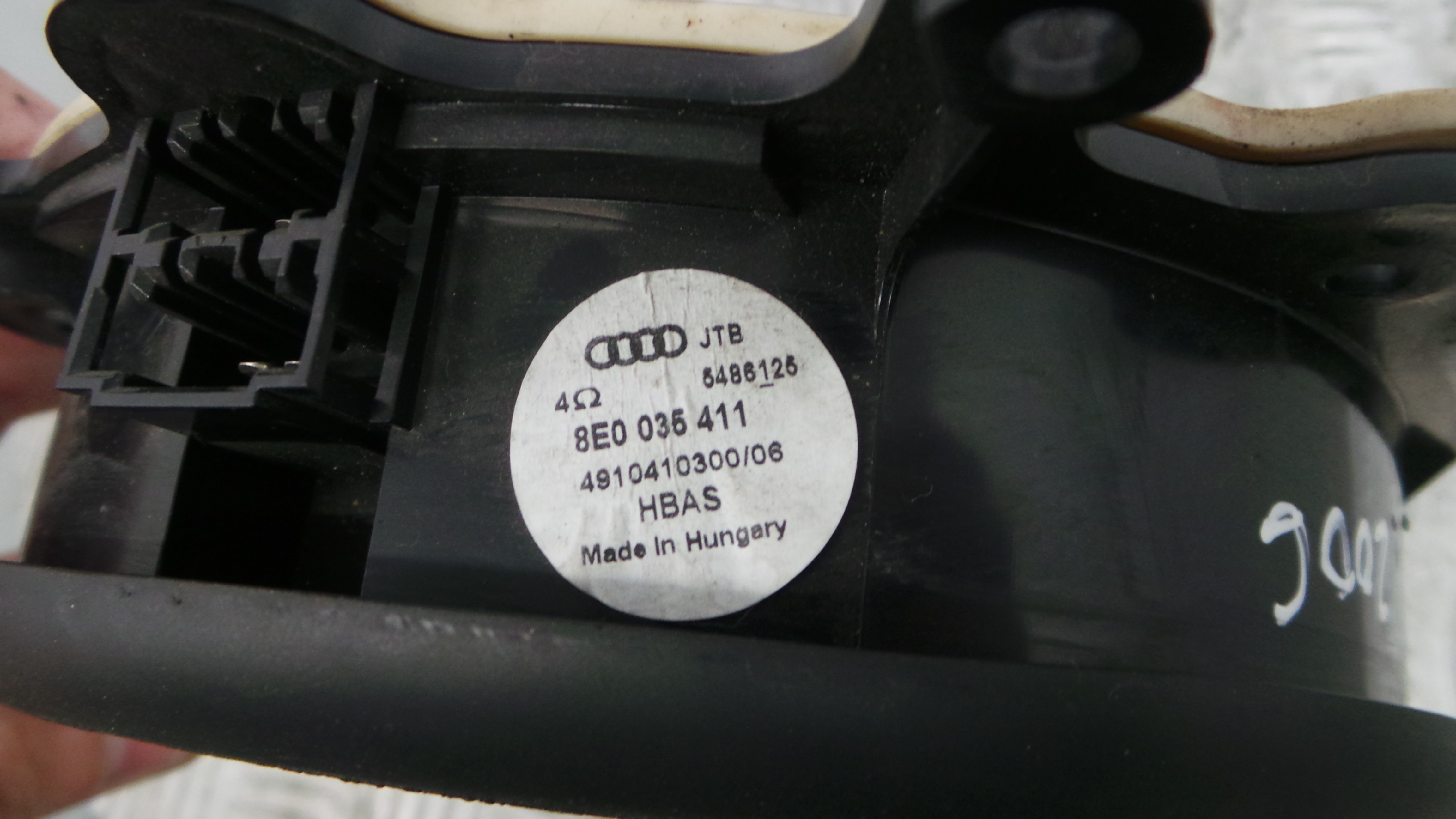 Colunas de Som  8E0035411 - AUDI A4 B7 (8EC)-36435854