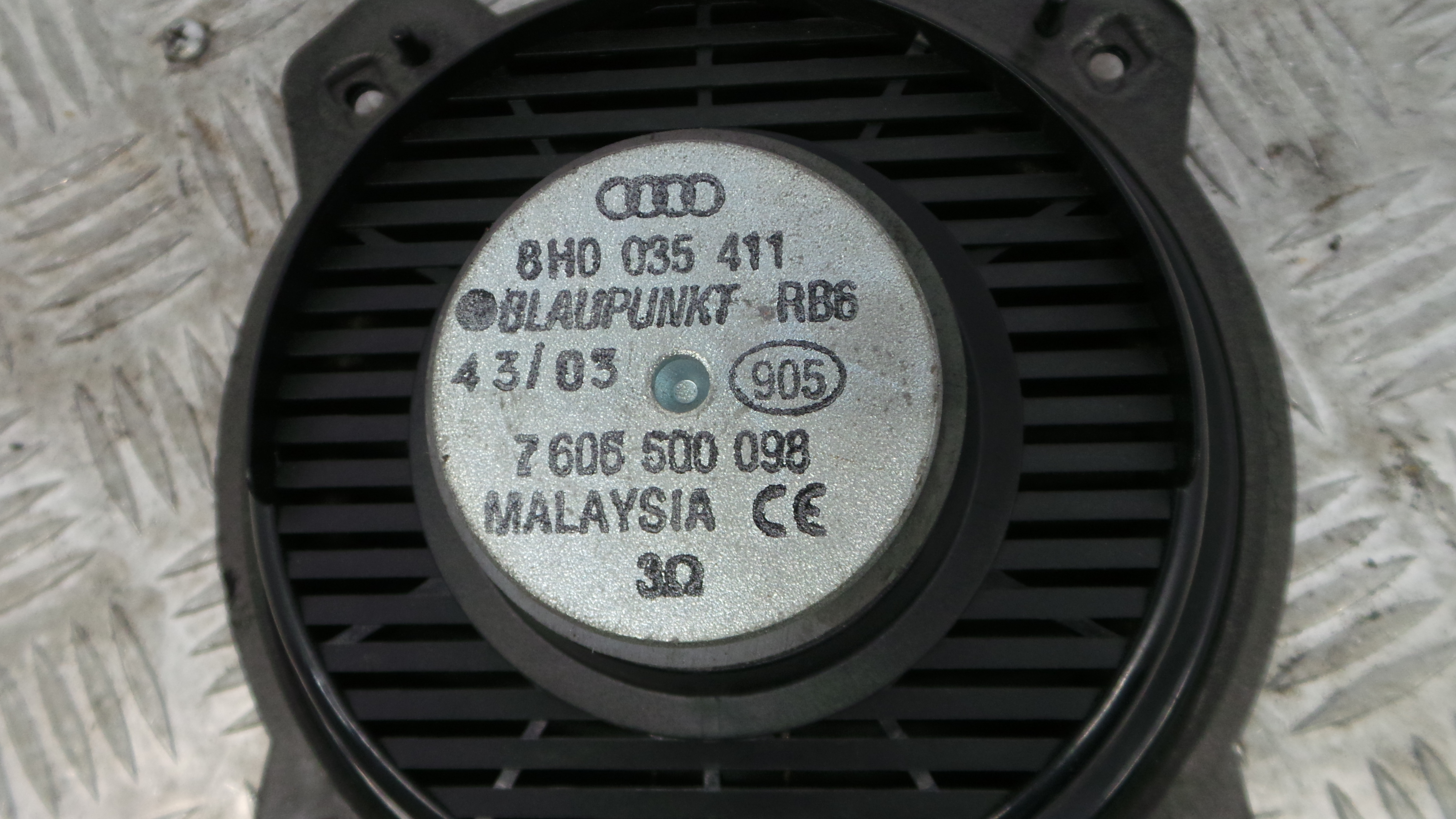 Colunas de Som 8H0035411 - AUDI A3 (8P1)-36435899