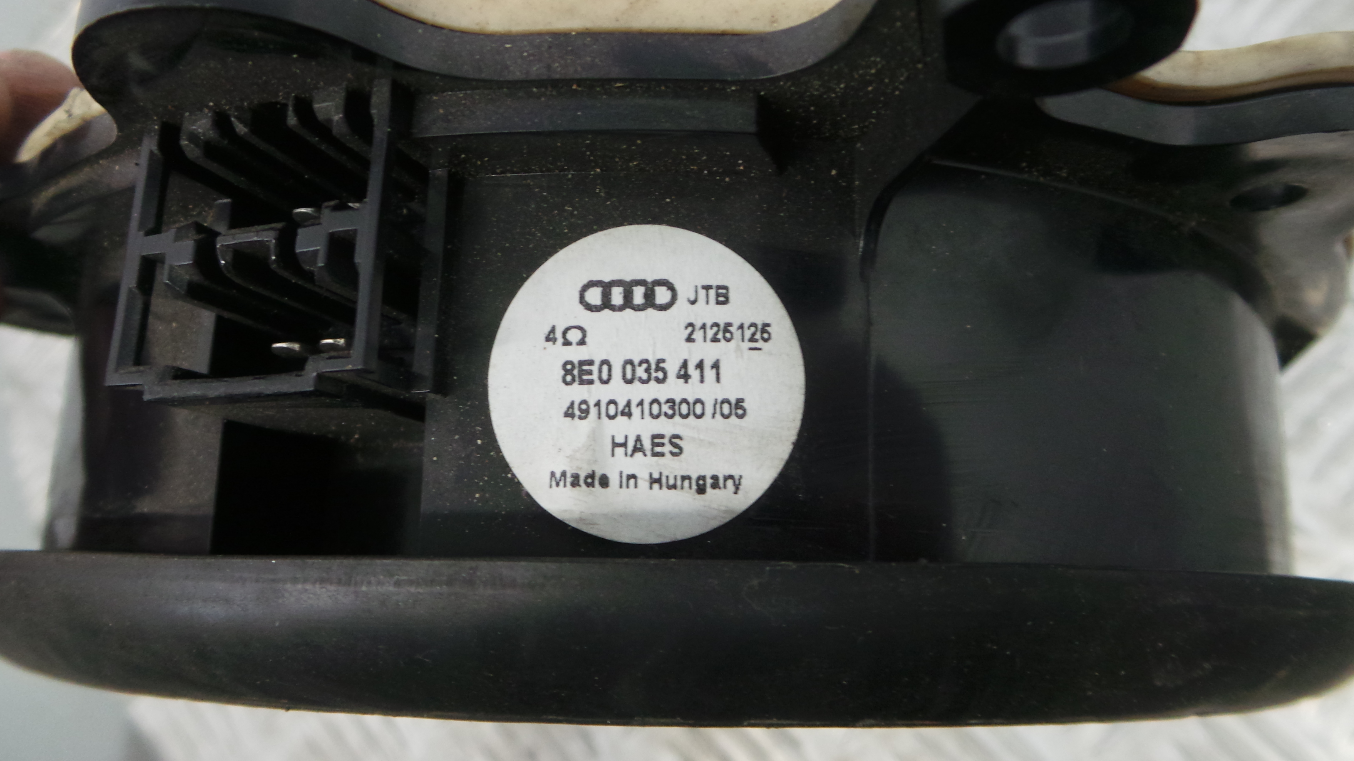 Colunas de Som  8E0035411 - AUDI A4 B7 (8EC)-36435937