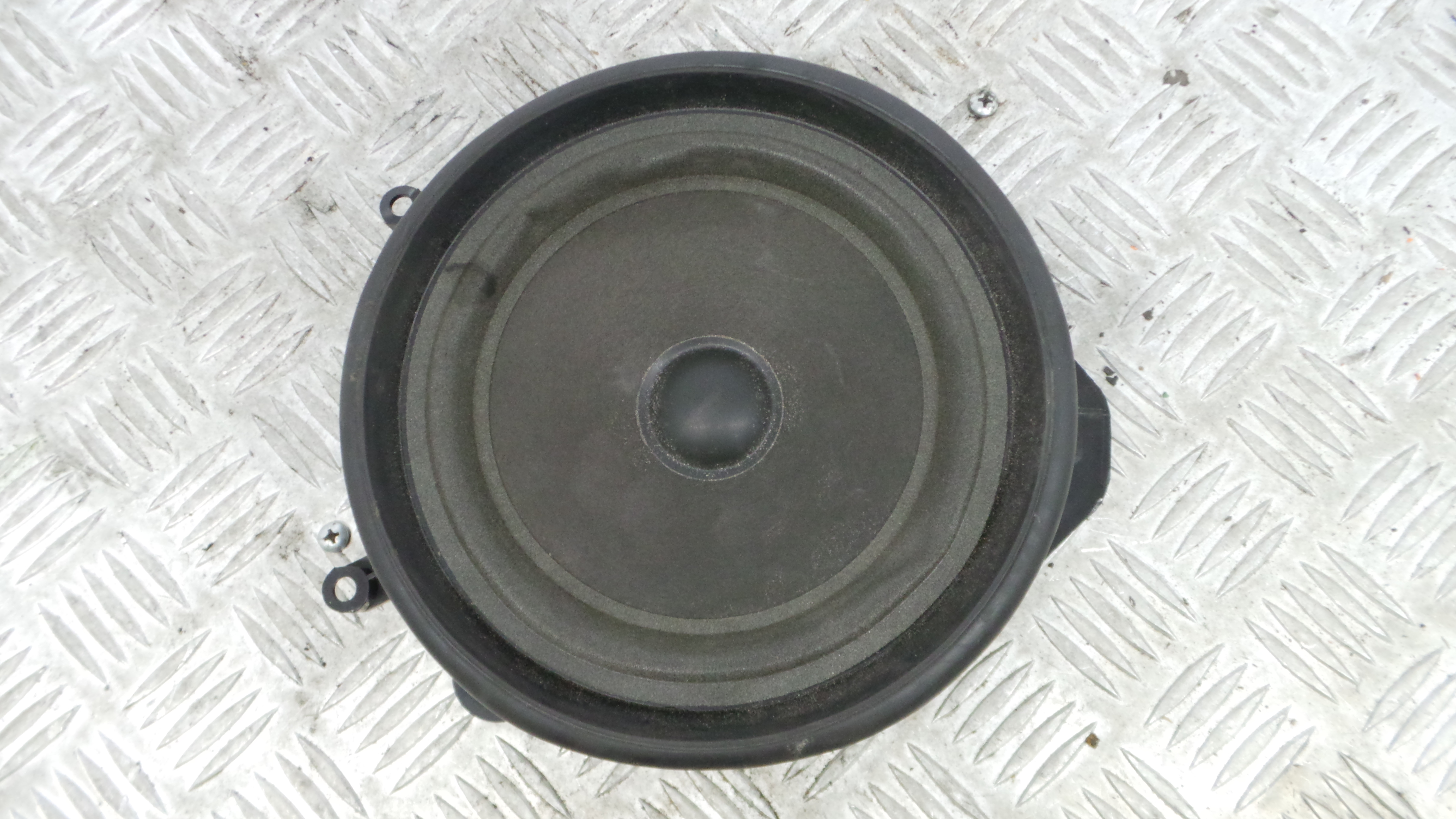 Colunas de Som 8E0035411 - AUDI A4 B6 (8E2)-36435941 Colunas de Som 8E0035411 - AUDI A4 B6 (8E2)-36435941