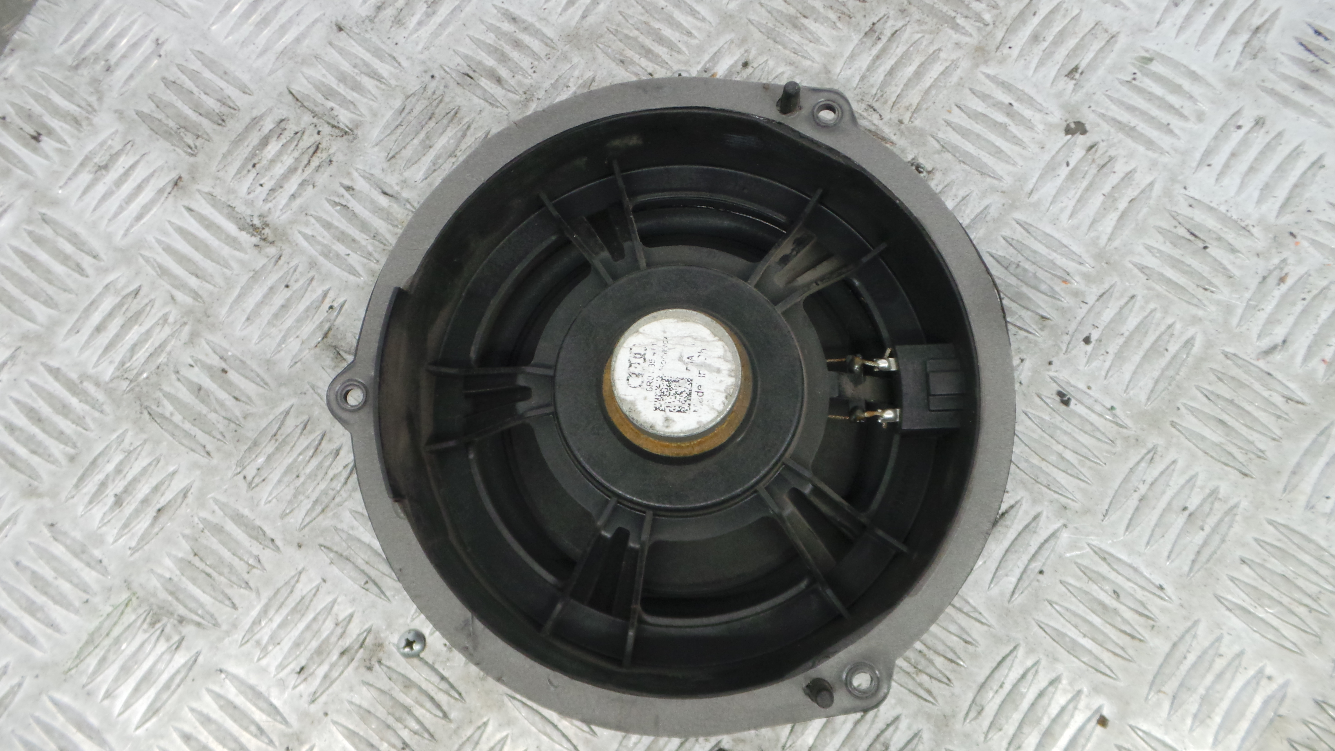 Colunas de Som  8R0035411 - AUDI A4 B8 (8K2)-36435945