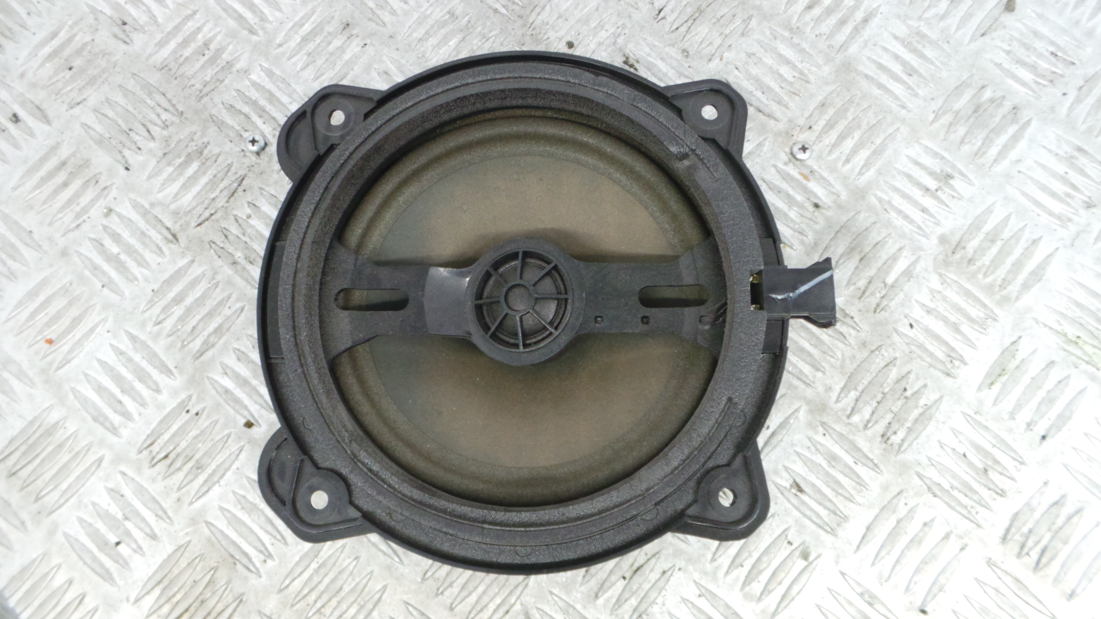 Colunas de Som 8H0035411 - AUDI A3 (8P1)-36435957 Colunas de Som 8H0035411 - AUDI A3 (8P1)-36435957