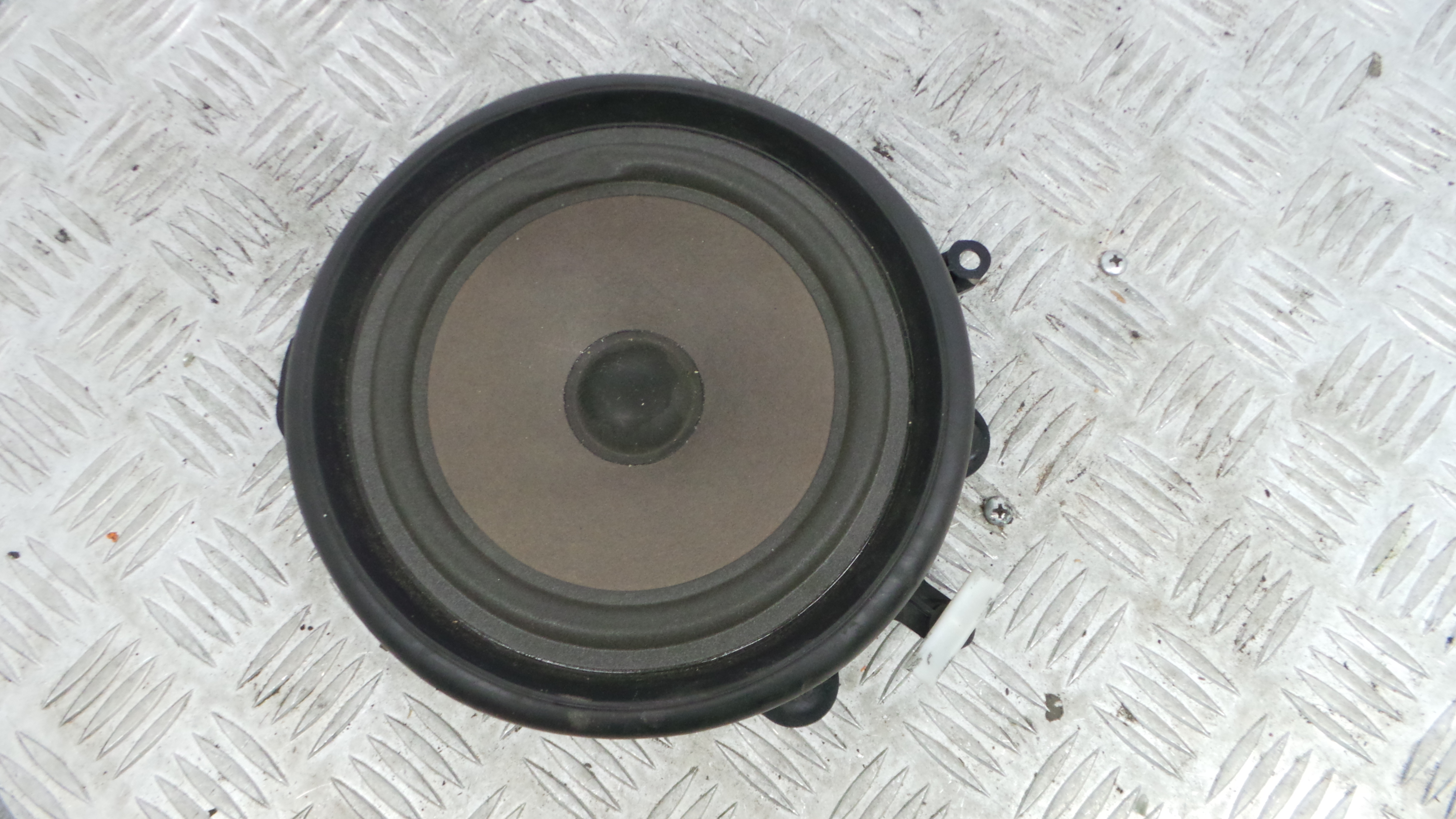 Colunas de Som 8E0035411 - AUDI A4 B7 (8EC)-36435972 Colunas de Som 8E0035411 - AUDI A4 B7 (8EC)-36435972