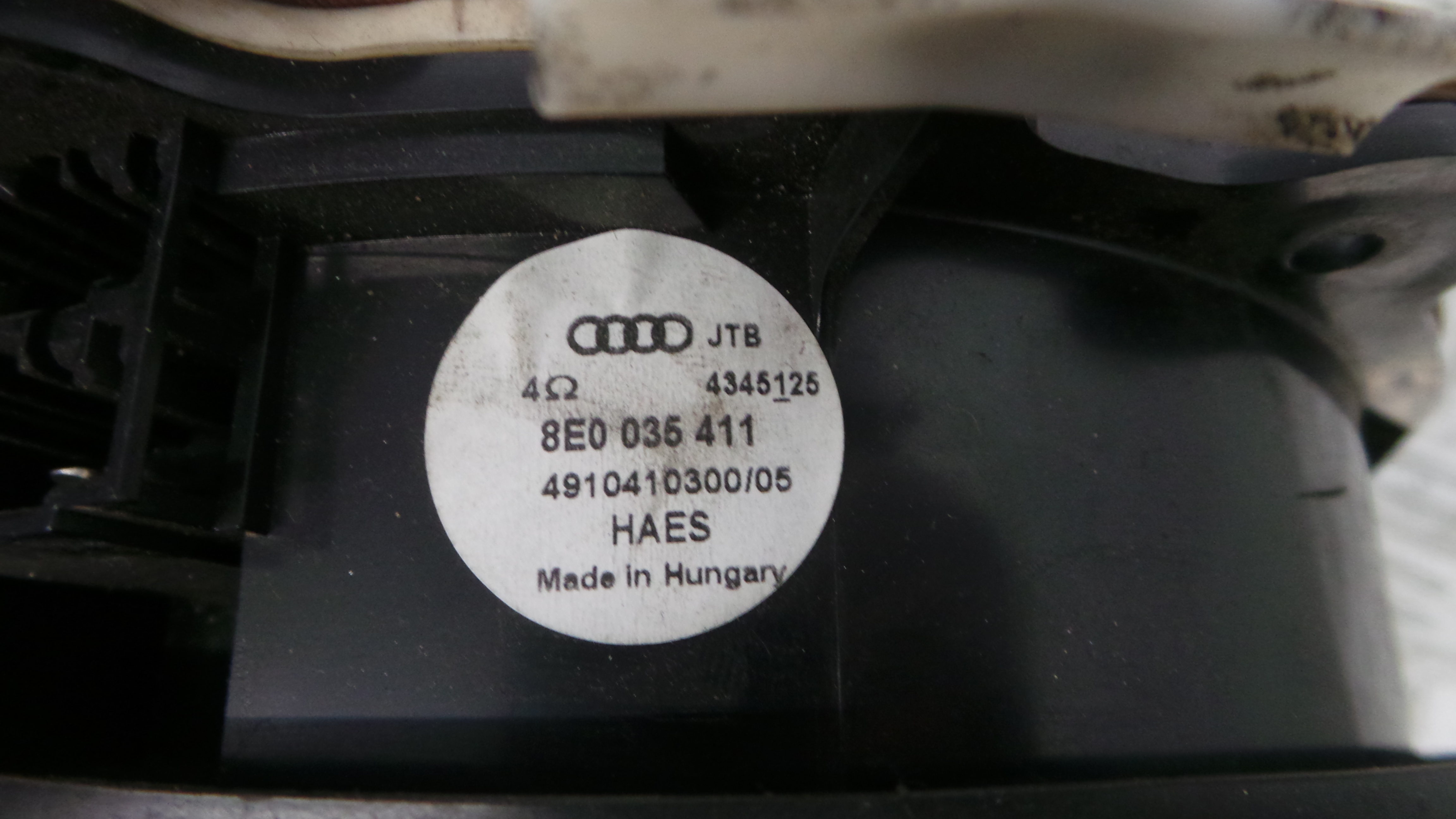 Colunas de Som  8E0035411 - AUDI A4 B7 (8EC)-36435972