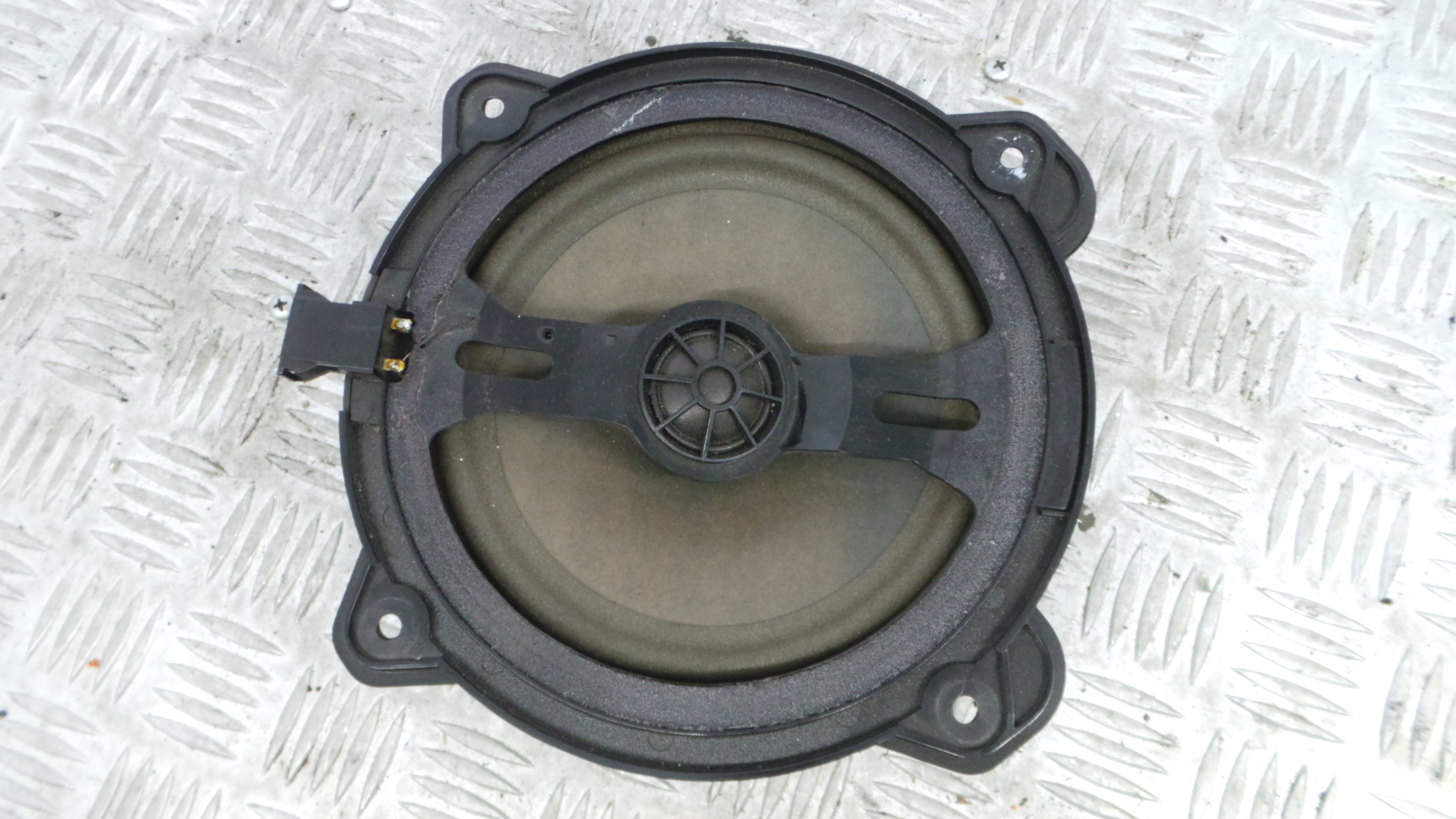 Colunas de Som 8H0035411 - AUDI A3 (8P1)-36435980 Colunas de Som 8H0035411 - AUDI A3 (8P1)-36435980