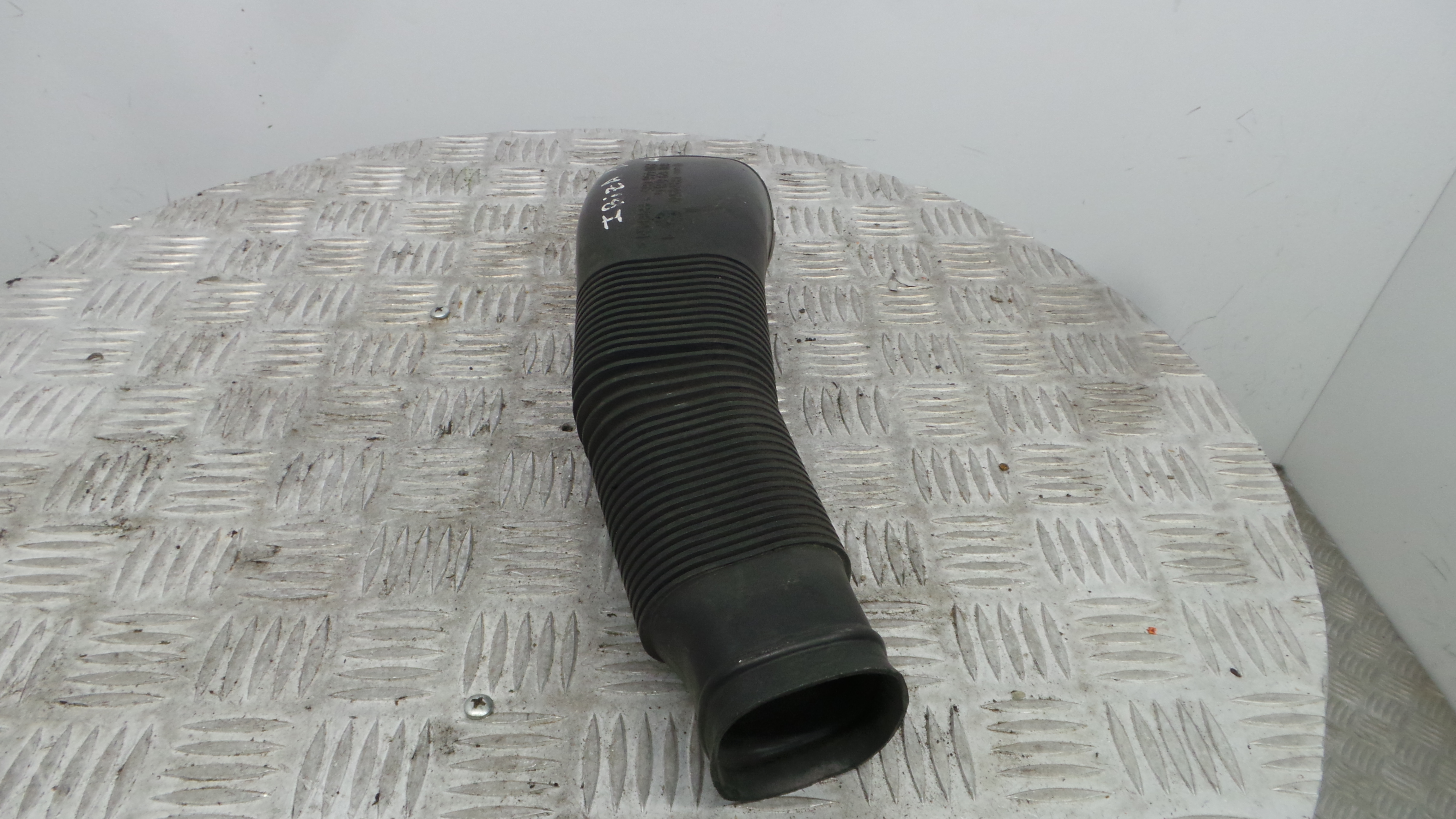 Tubo Caixa Filtro Ar 6Q0129618G - SEAT IBIZA III (6L1), IBIZA Mk III (6L1)-36436044