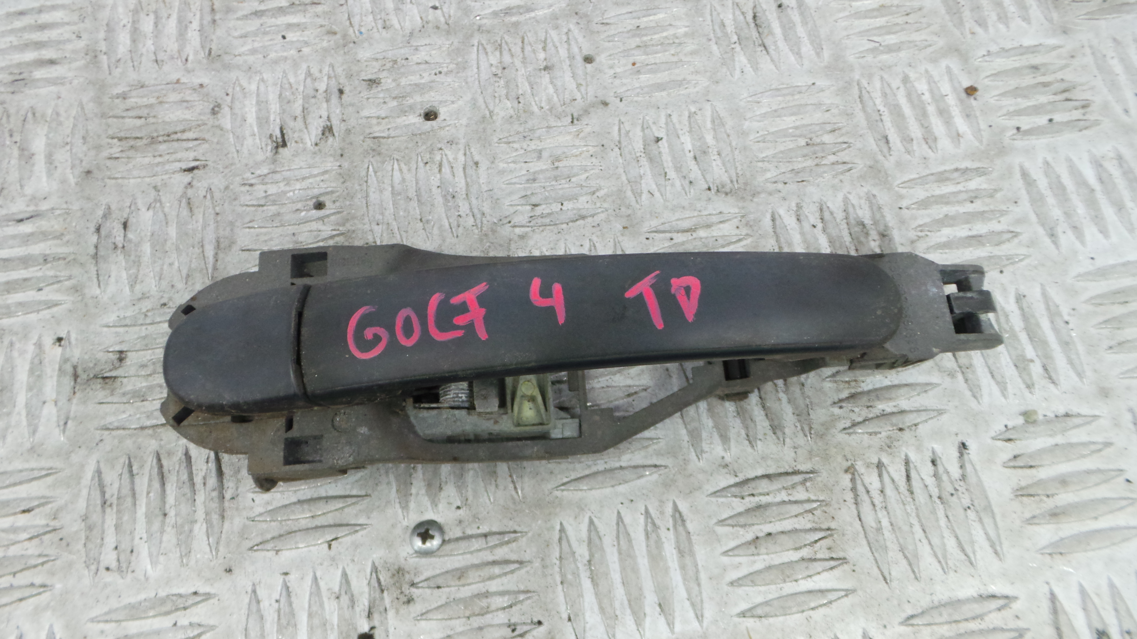 Puxador Exterior Trás Direita 3B0837207G - VW GOLF IV (1J1), GOLF Mk IV (1J1)-36436854 Puxador Exterior Trás Direita 3B0837207G - VW GOLF IV (1J1), GOLF Mk IV (1J1)-36436854