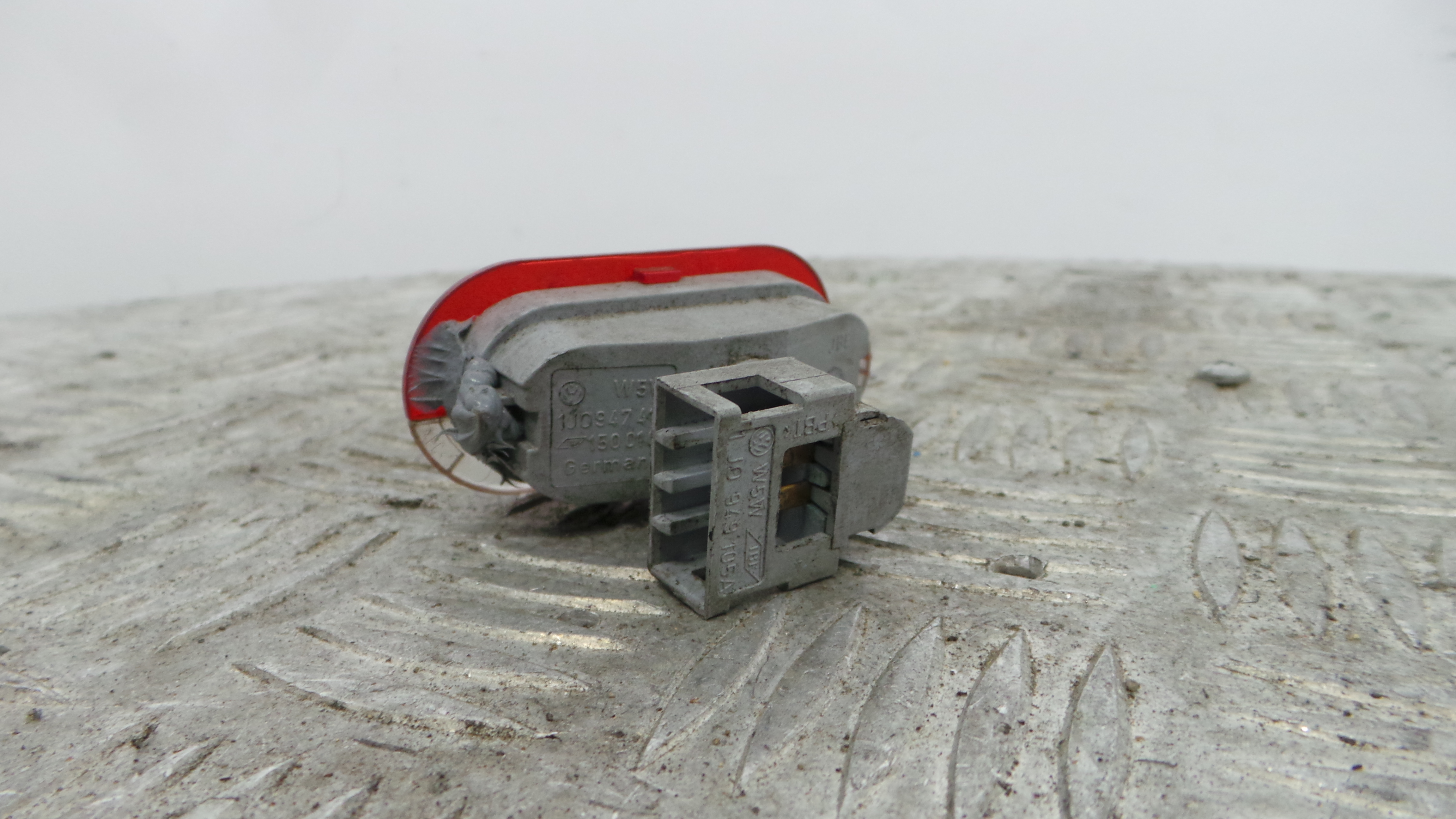 Luz Interior 1J0947413 - VW GOLF IV (1J1), GOLF Mk IV (1J1)-36439437