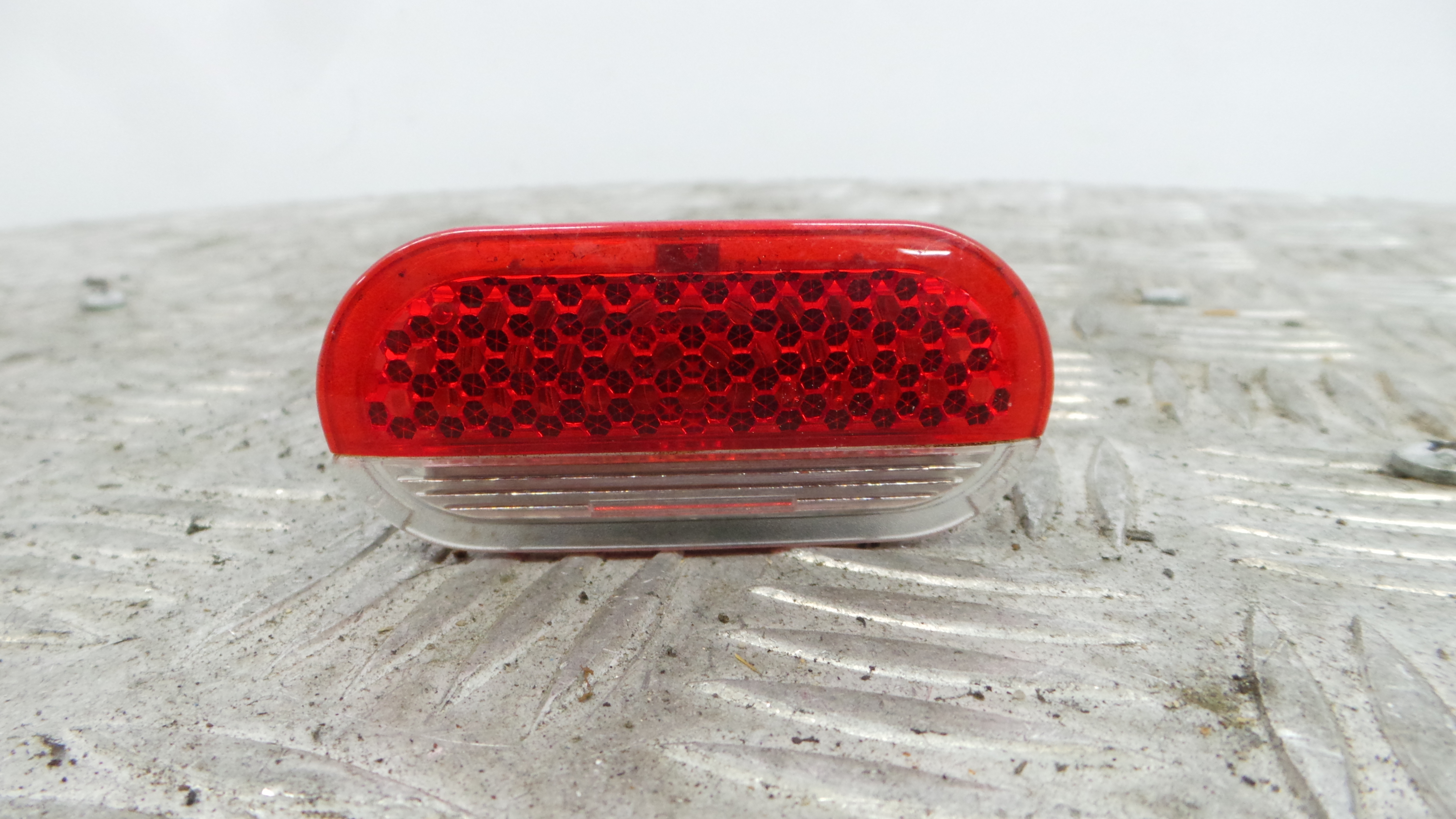 Luz Interior 1J0947411B - VW BORA I (1J2)-36439443