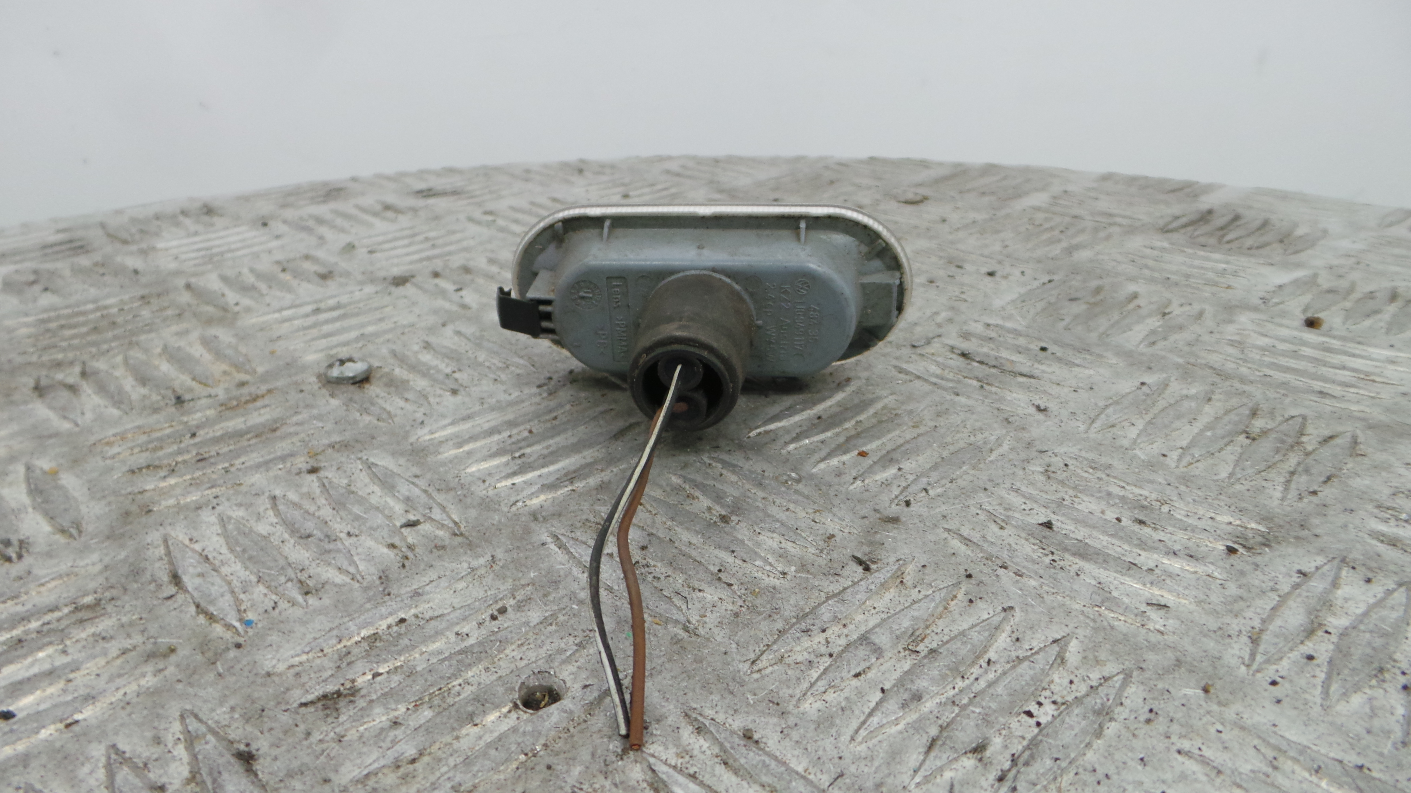 Farolim de pisca Lateral 1J0949117 - VW GOLF IV (1J1), GOLF Mk IV (1J1)-36439452