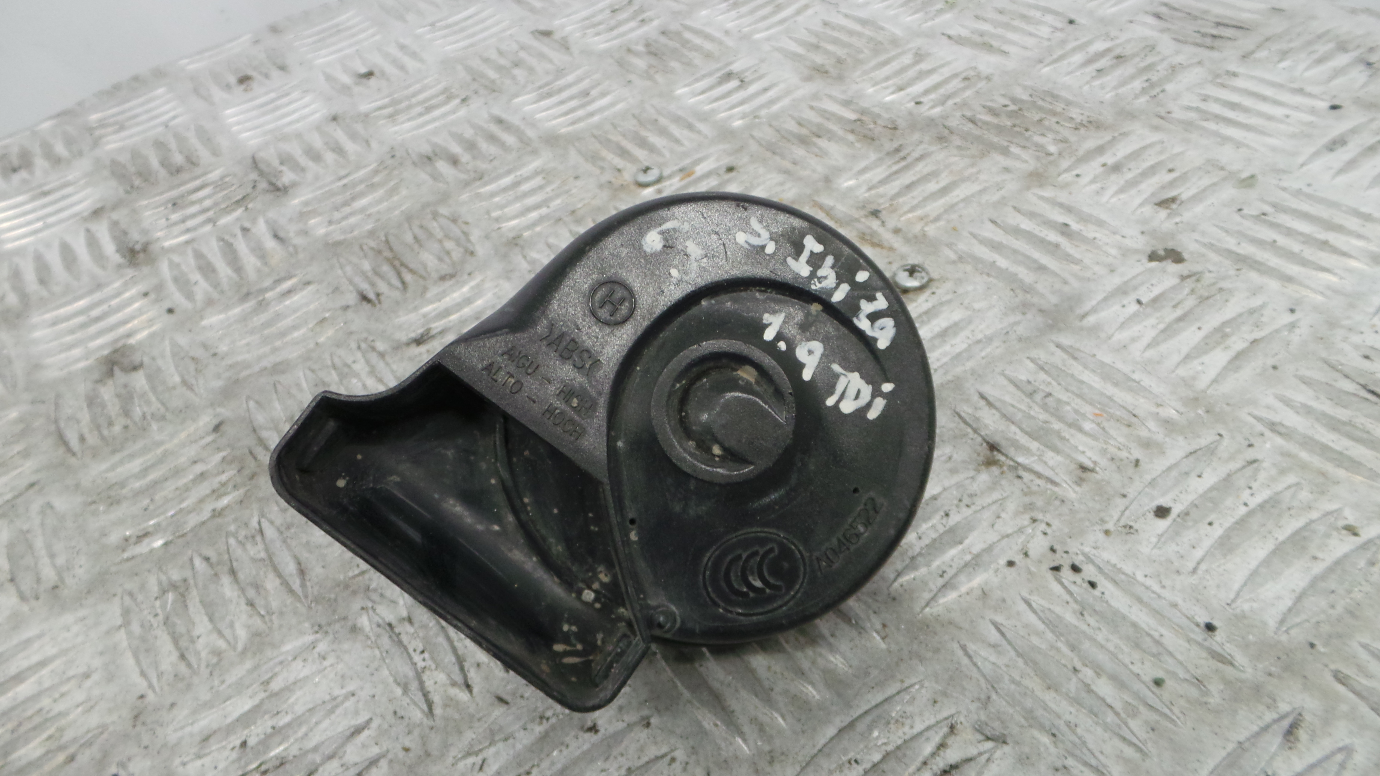 Buzina AM80S-R - SEAT IBIZA IV (6J5, 6P1), IBIZA Mk IV (6J5, 6P1)-36439467 Buzina AM80S-R - SEAT IBIZA IV (6J5, 6P1), IBIZA Mk IV (6J5, 6P1)-36439467