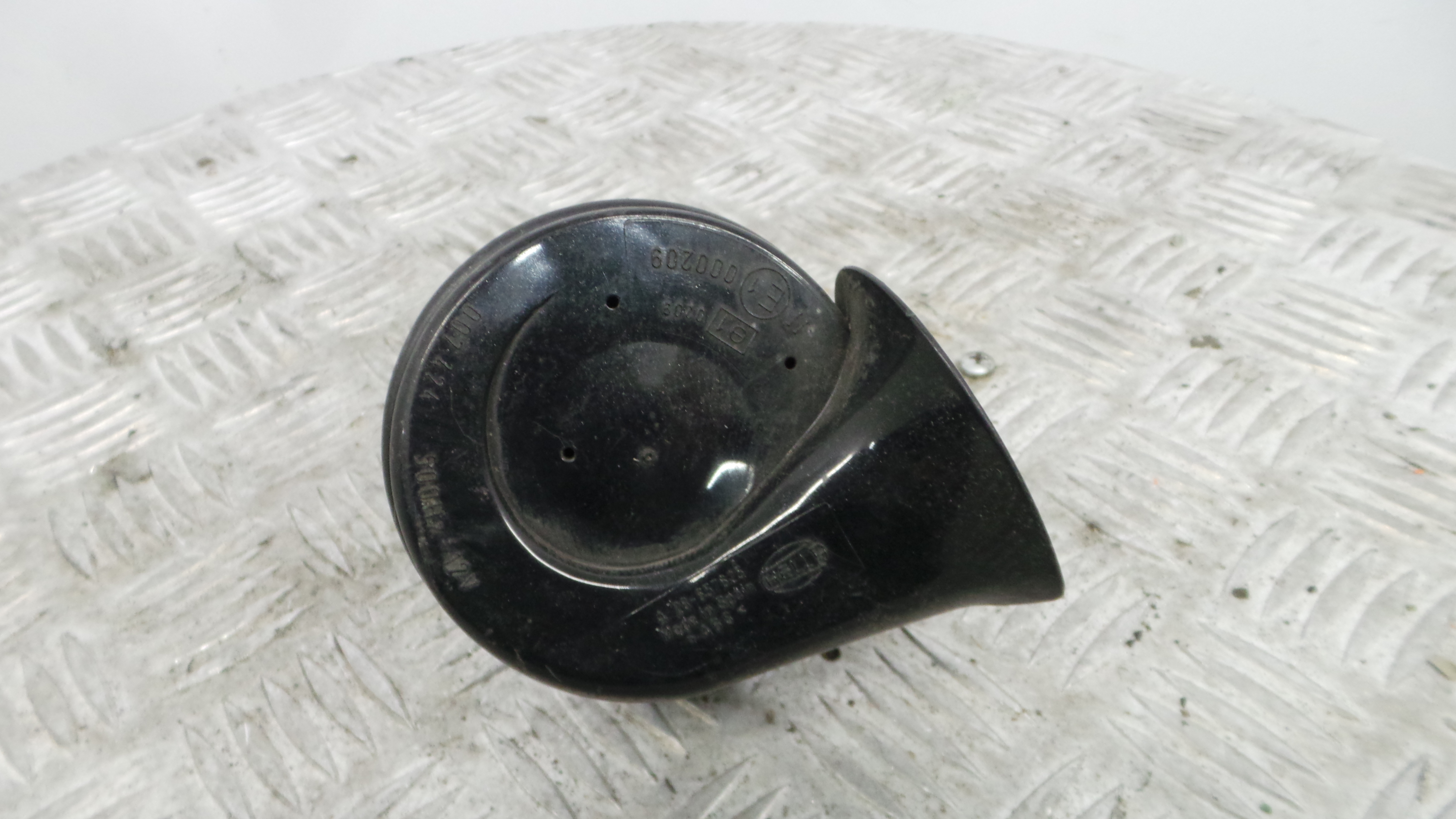 Buzina 3C0951223 - VW POLO V (6R1, 6C1)-36439494 Buzina 3C0951223 - VW POLO V (6R1, 6C1)-36439494