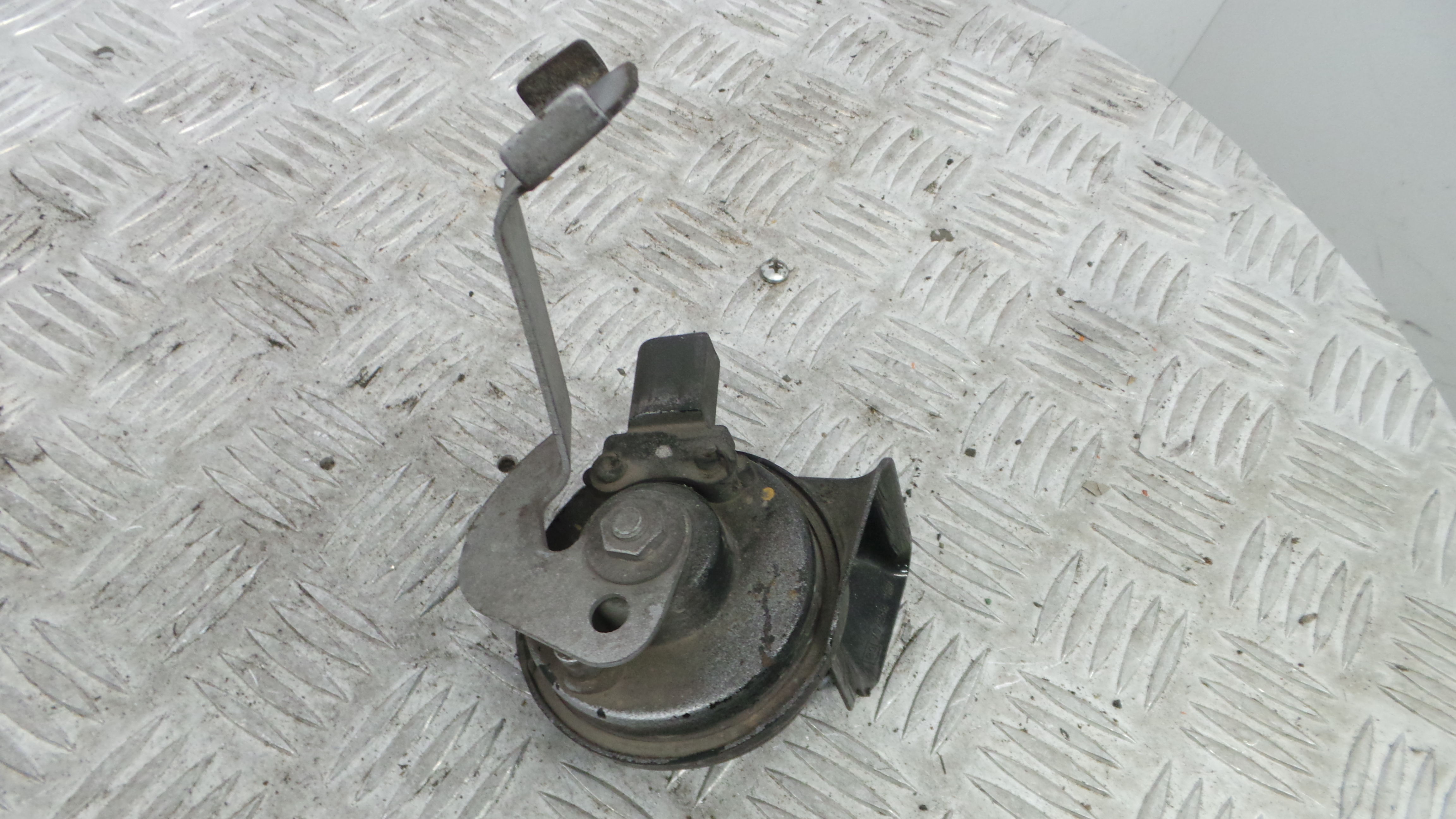 Buzina 1K0951182H - VW GOLF V (1K1)-36439497