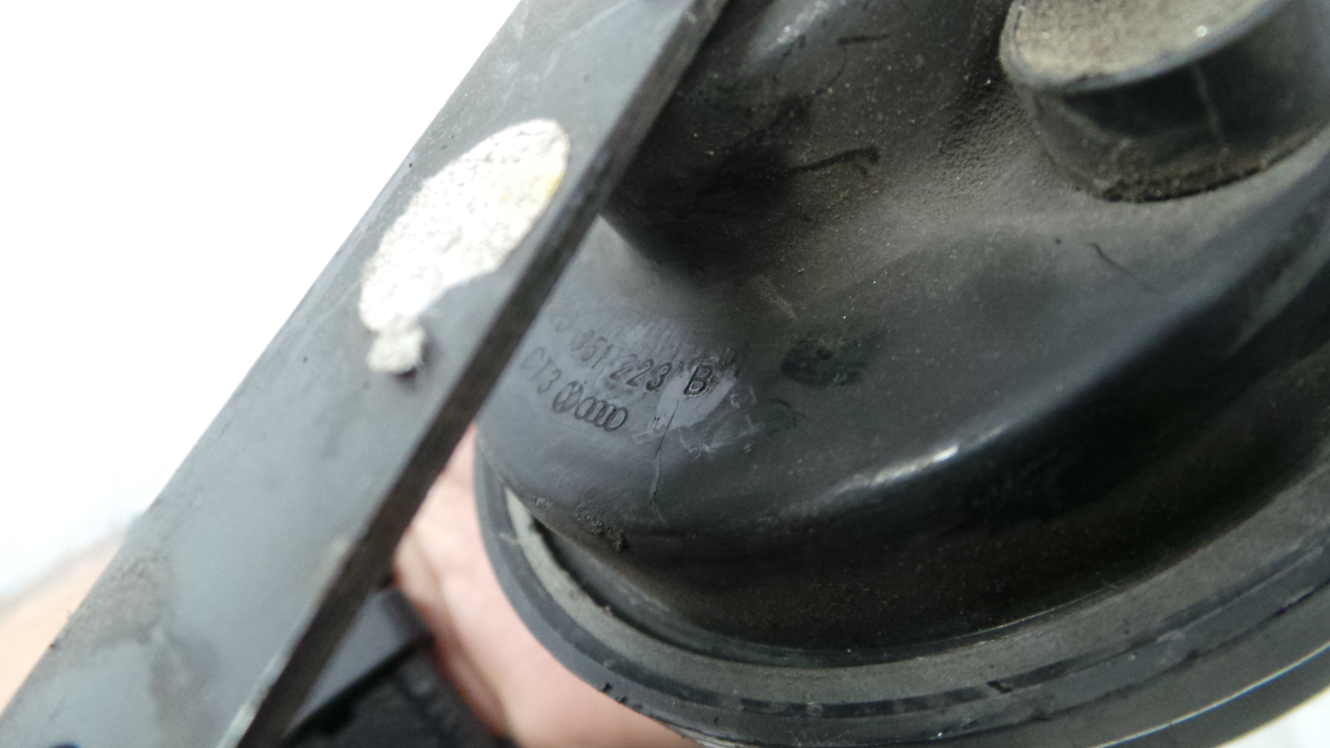 Buzina 6Q0951223B - SEAT IBIZA III (6L1), IBIZA Mk III (6L1)-36439505