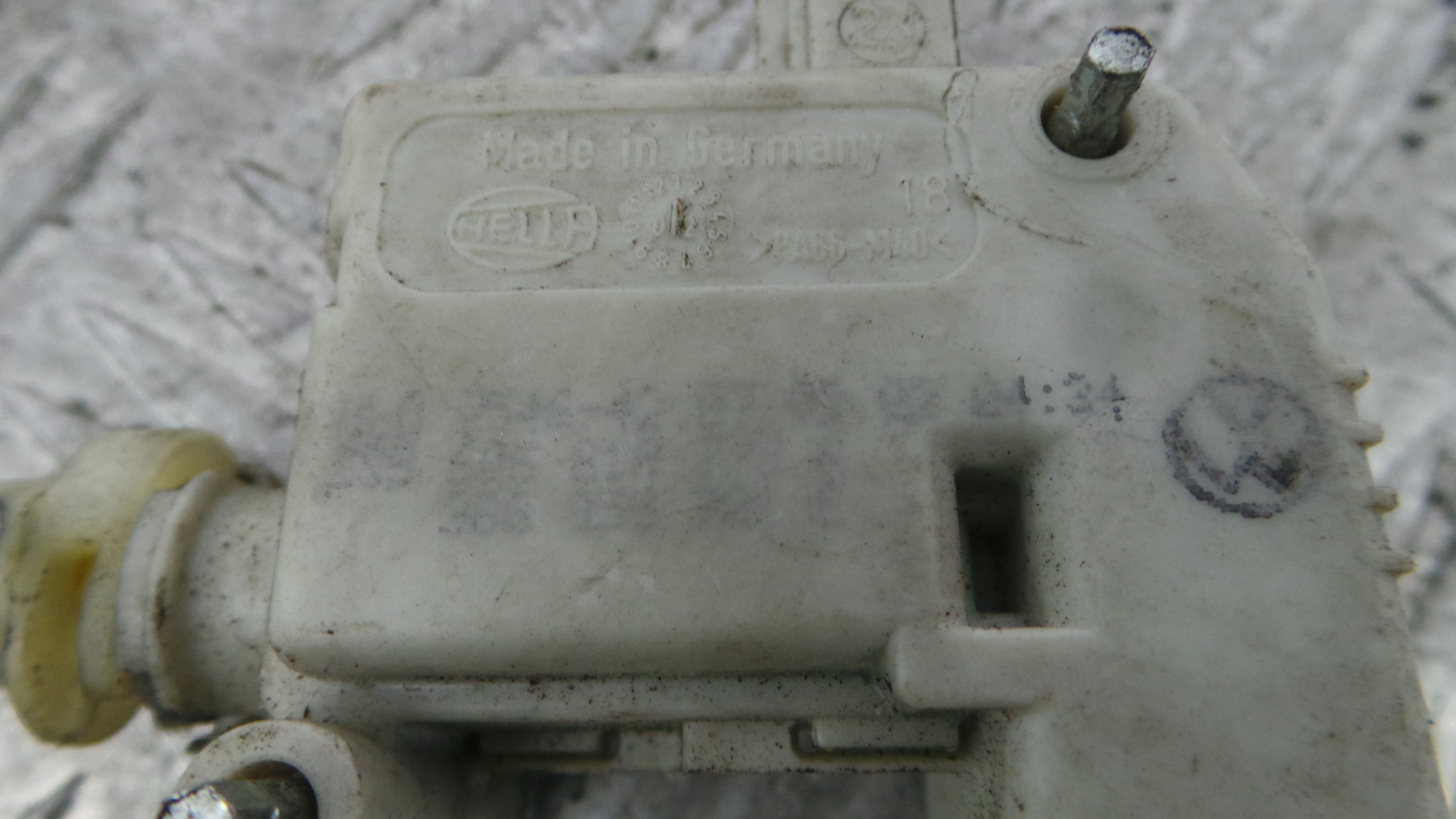 Pistola Deposito Combustivel 6Q6810773B - VW POLO (9N_, 9A_)-36439588