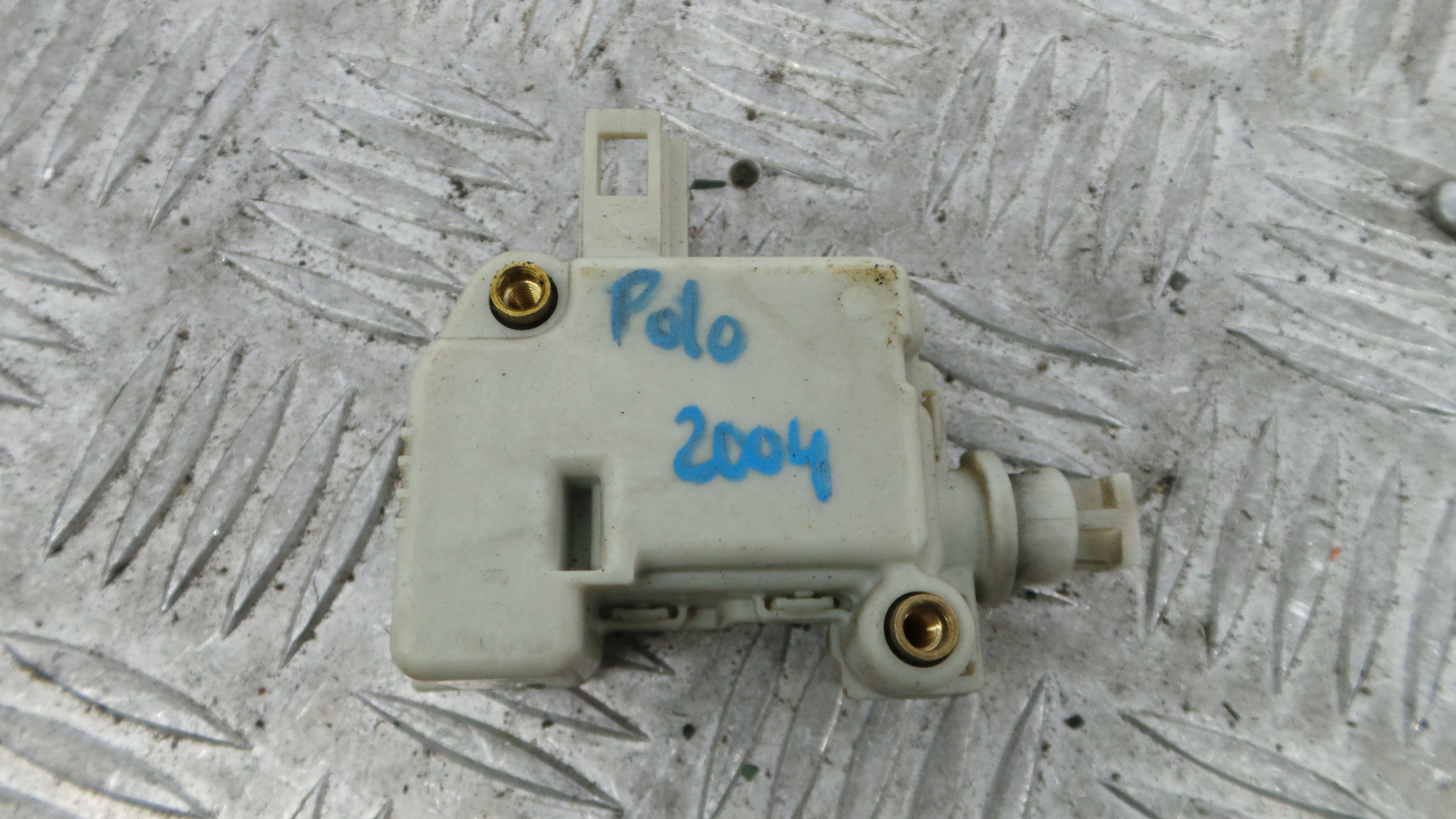 Pistola Fecho Central Mala 3B0959781C - VW POLO (9N_, 9A_)-36439640 Pistola Fecho Central Mala 3B0959781C - VW POLO (9N_, 9A_)-36439640