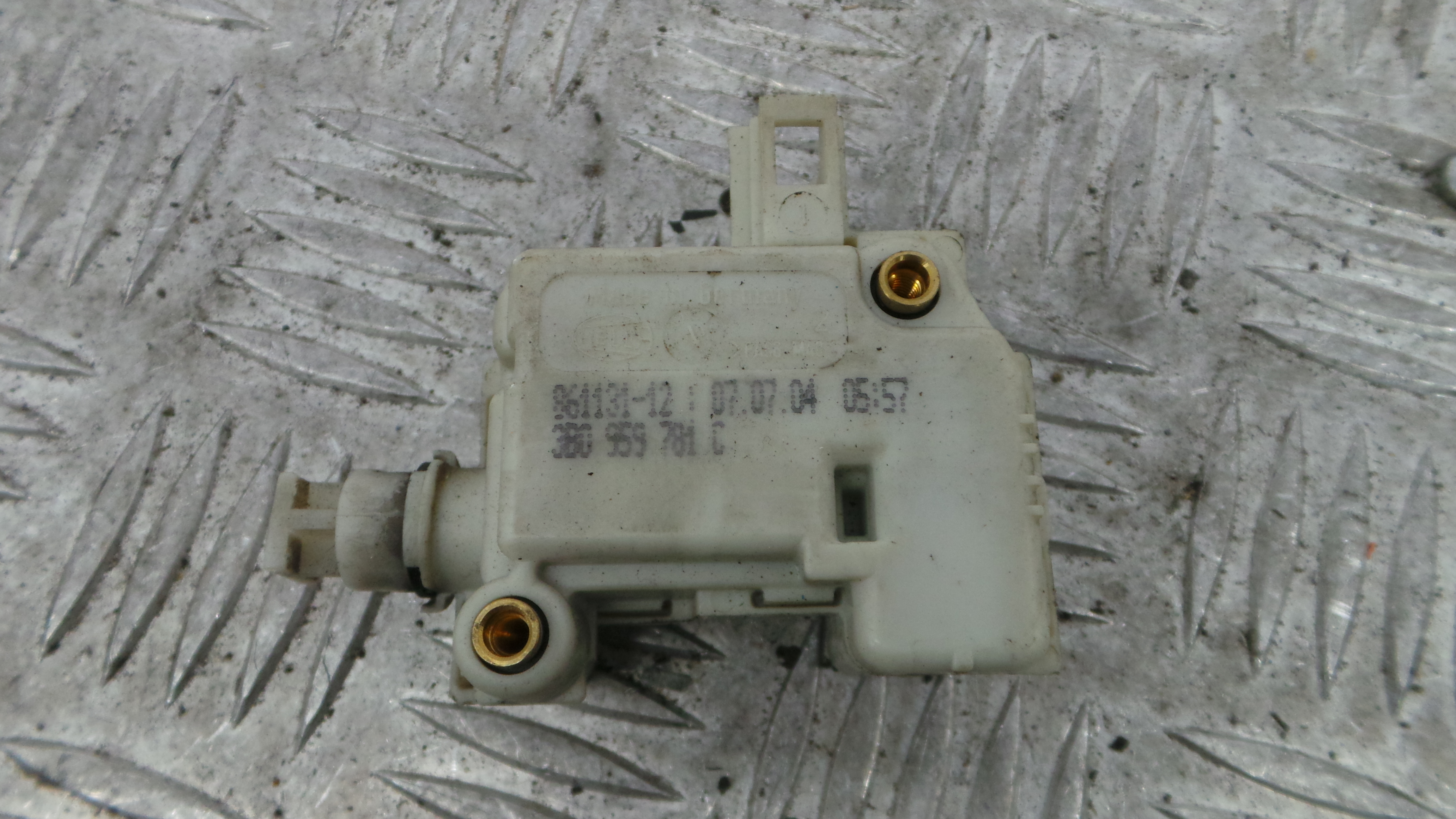 Pistola Fecho Central Mala 3B0959781C - VW POLO (9N_, 9A_)-36439640