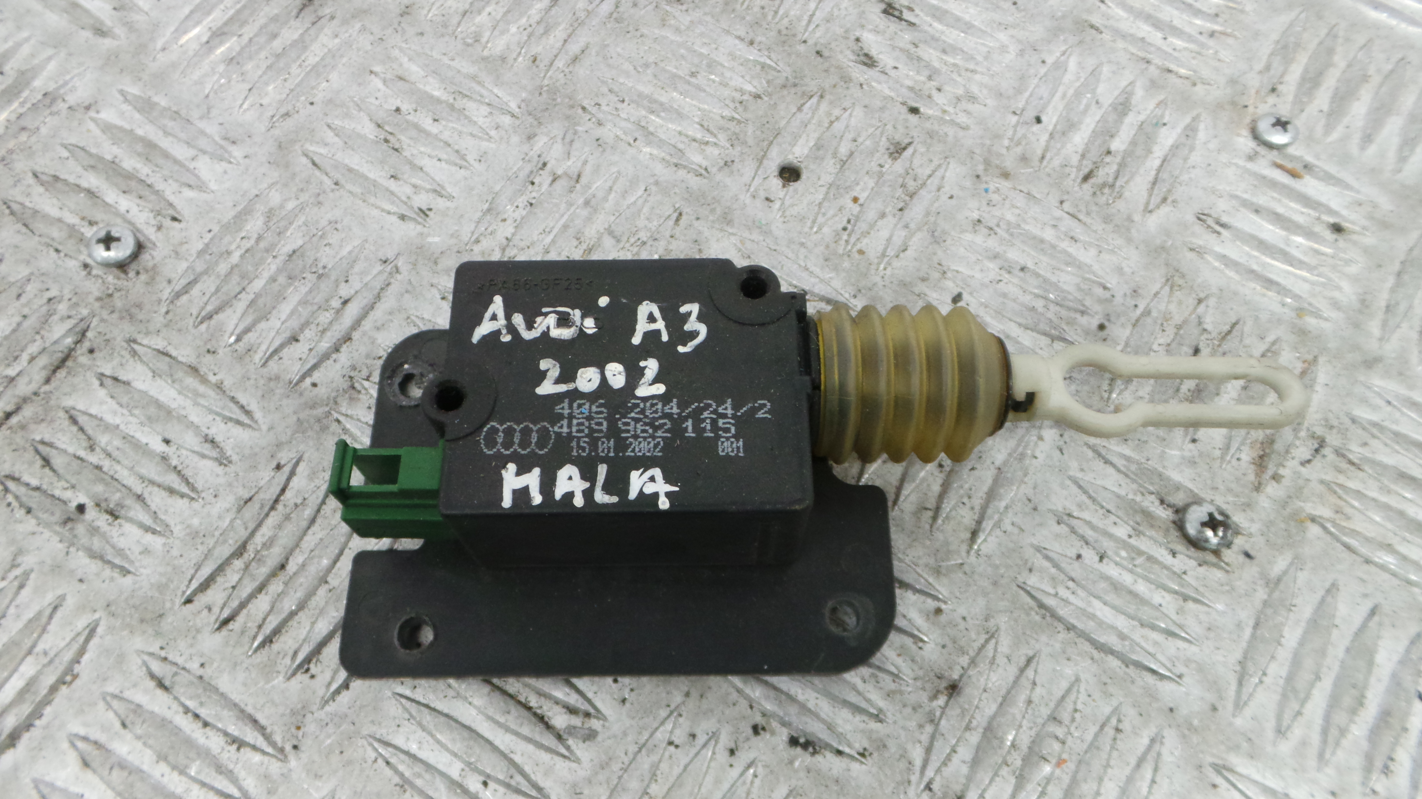 Pistola Fecho Central Mala 4B9962115 - AUDI A3 (8L1)-36439669