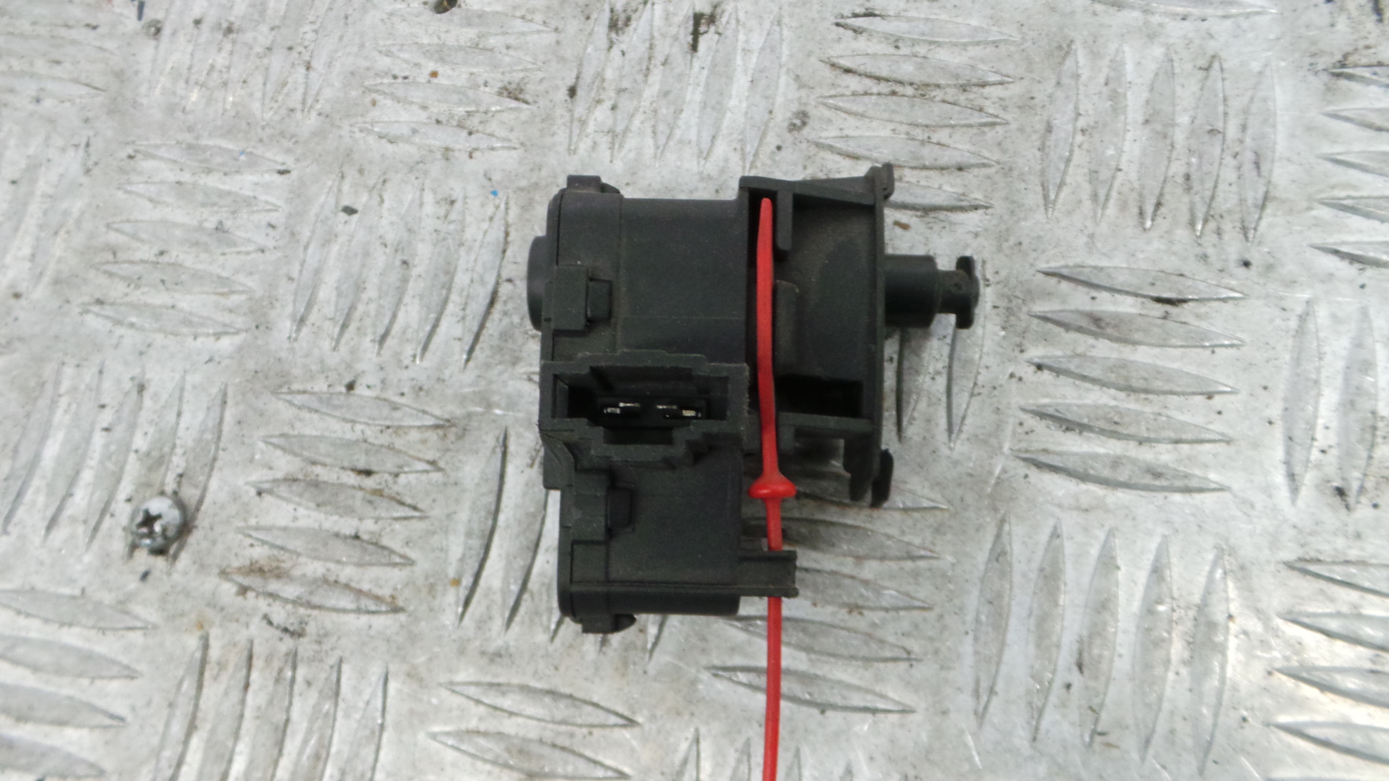 Pistola Deposito Combustivel 8K0862153F - AUDI A4 B8 (8K2)-36439679