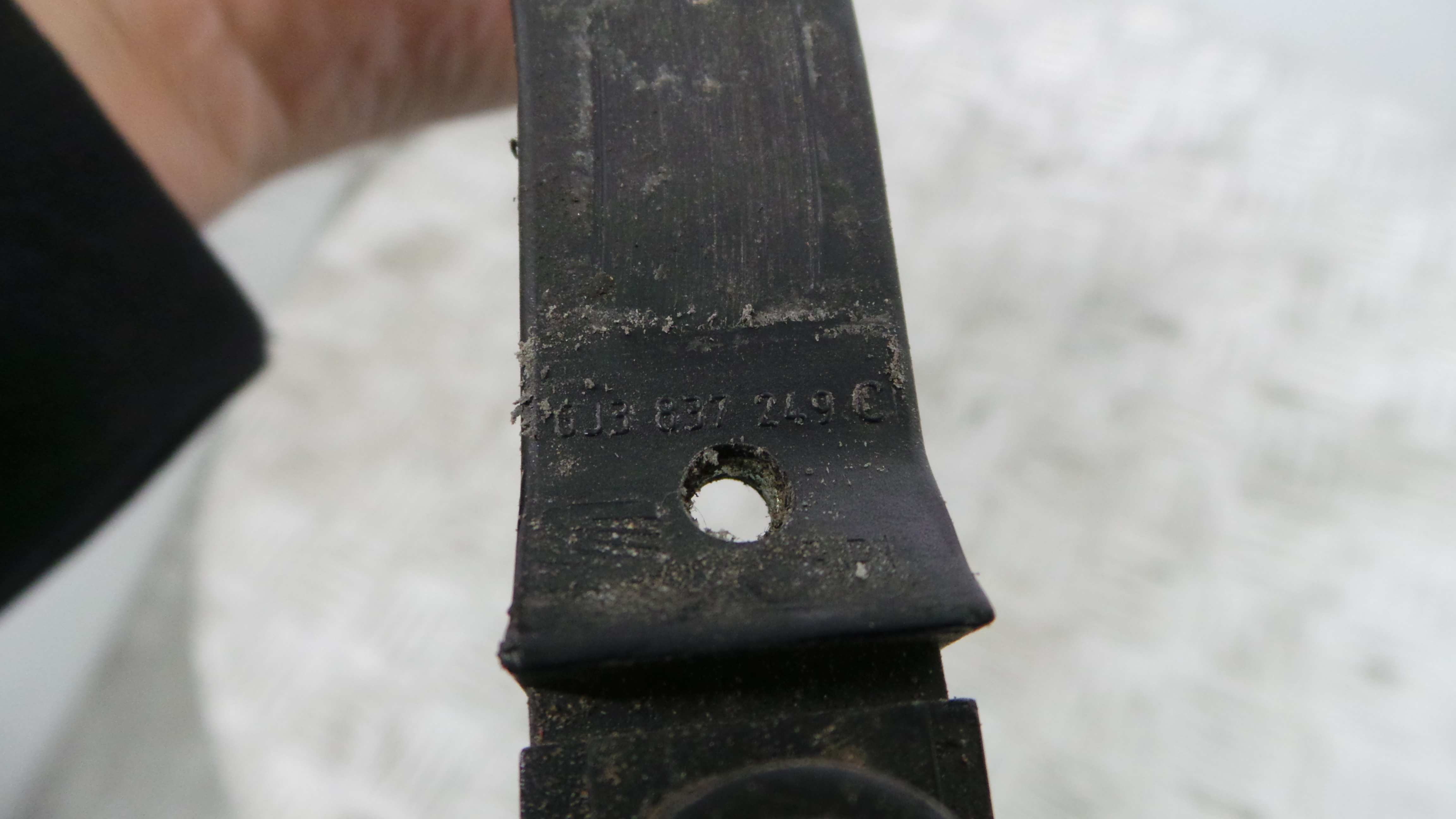 Esticador / Limitador de porta 6J3837249C - SEAT IBIZA IV (6J5, 6P1), IBIZA Mk IV (6J5, 6P1)-36439687