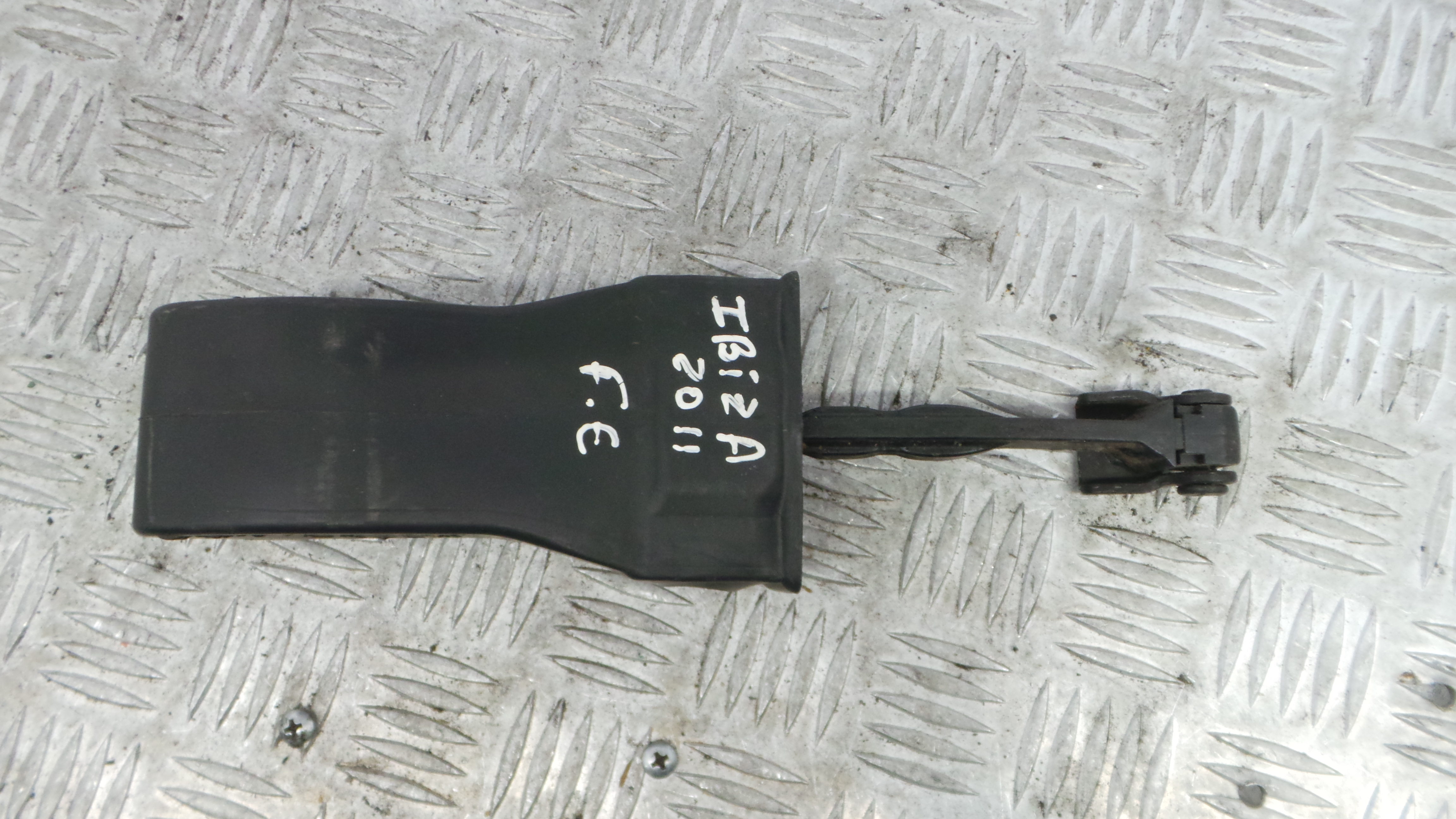 Esticador / Limitador de porta 6J0837249C - SEAT IBIZA IV (6J5, 6P1), IBIZA Mk IV (6J5, 6P1)-36439696