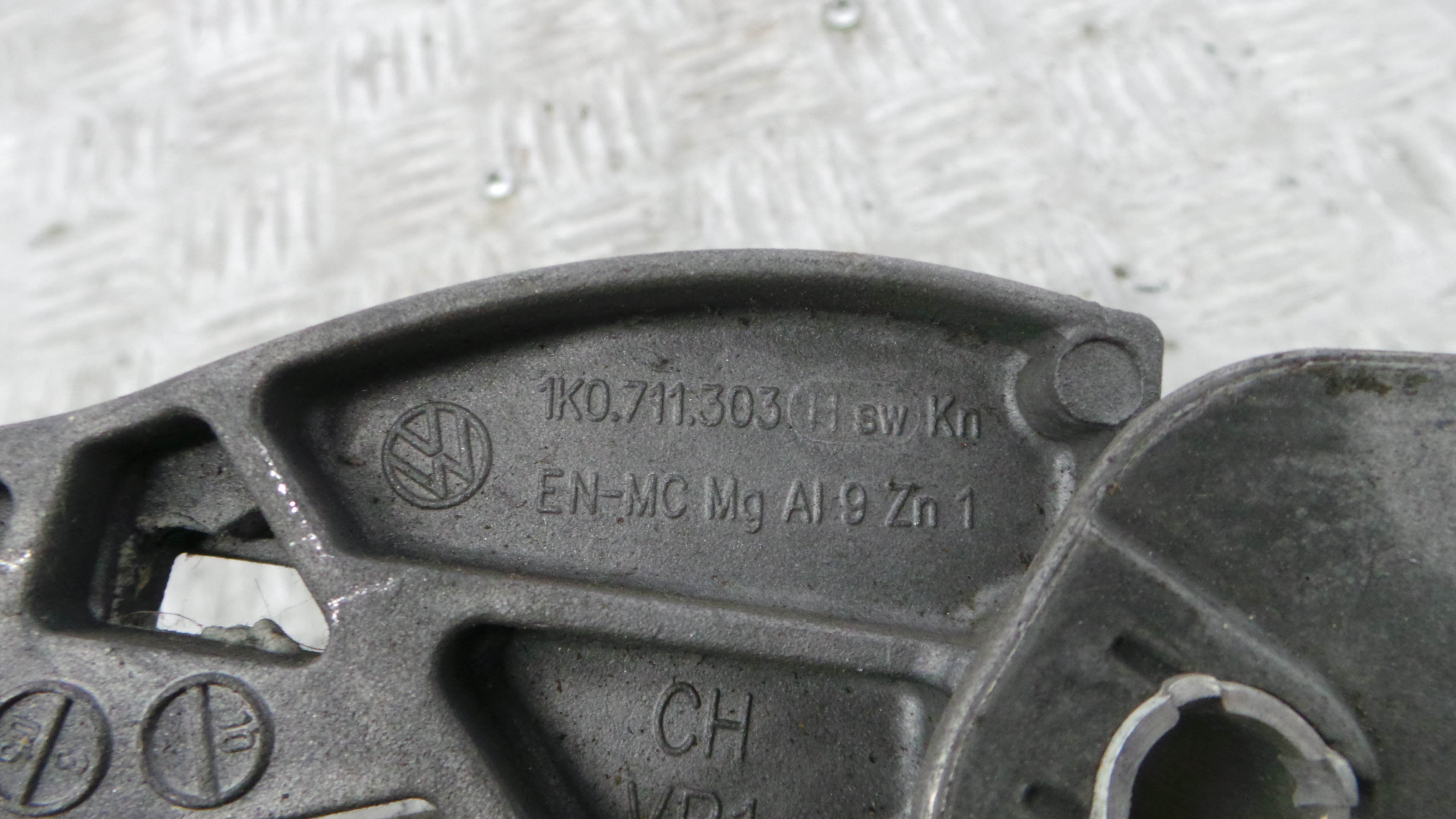 Travão de Mão  1K0711303H - VW GOLF V (1K1)-36439718