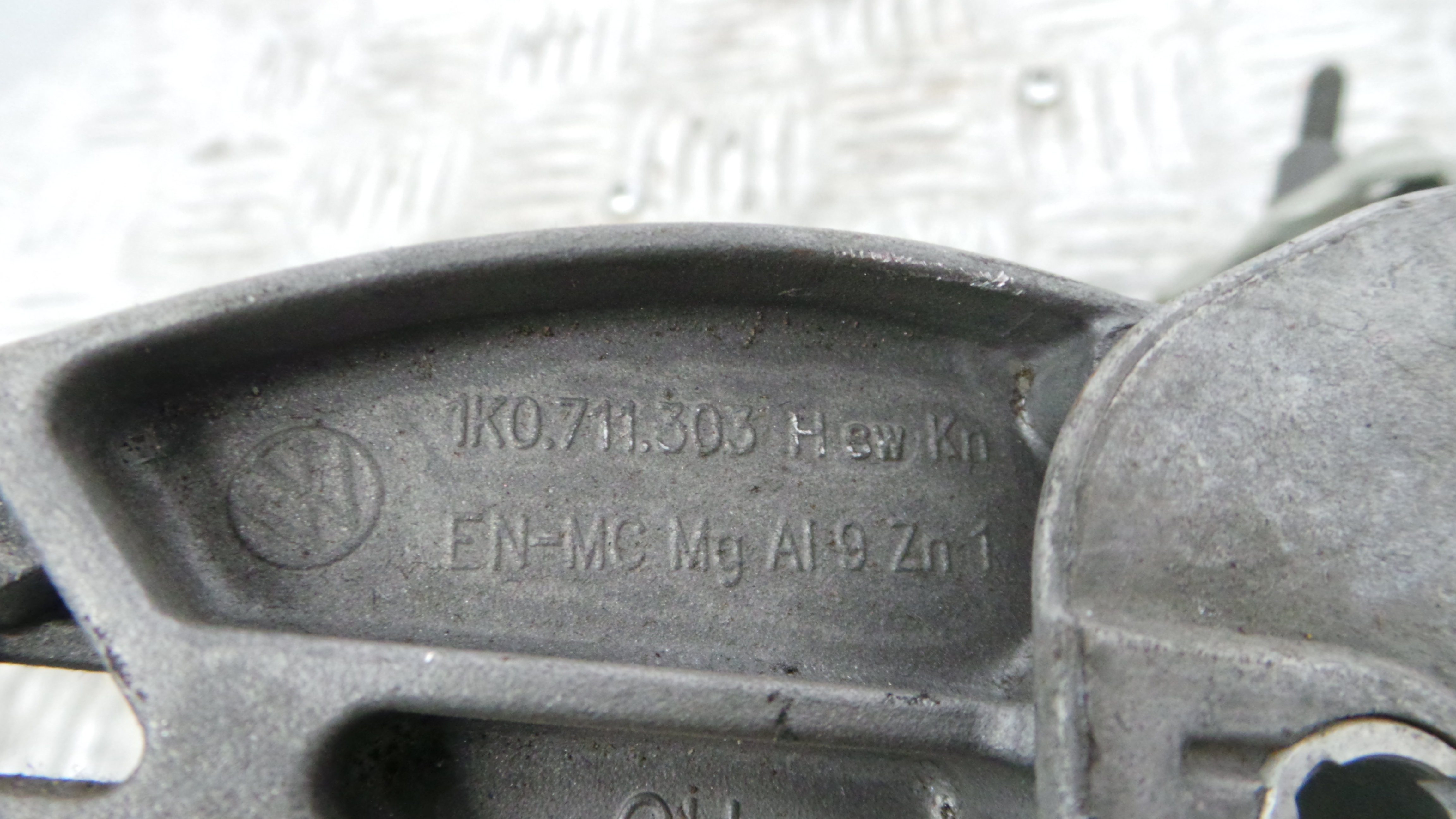 Travão de Mão  1K0711303H - VW GOLF V (1K1)-36439739