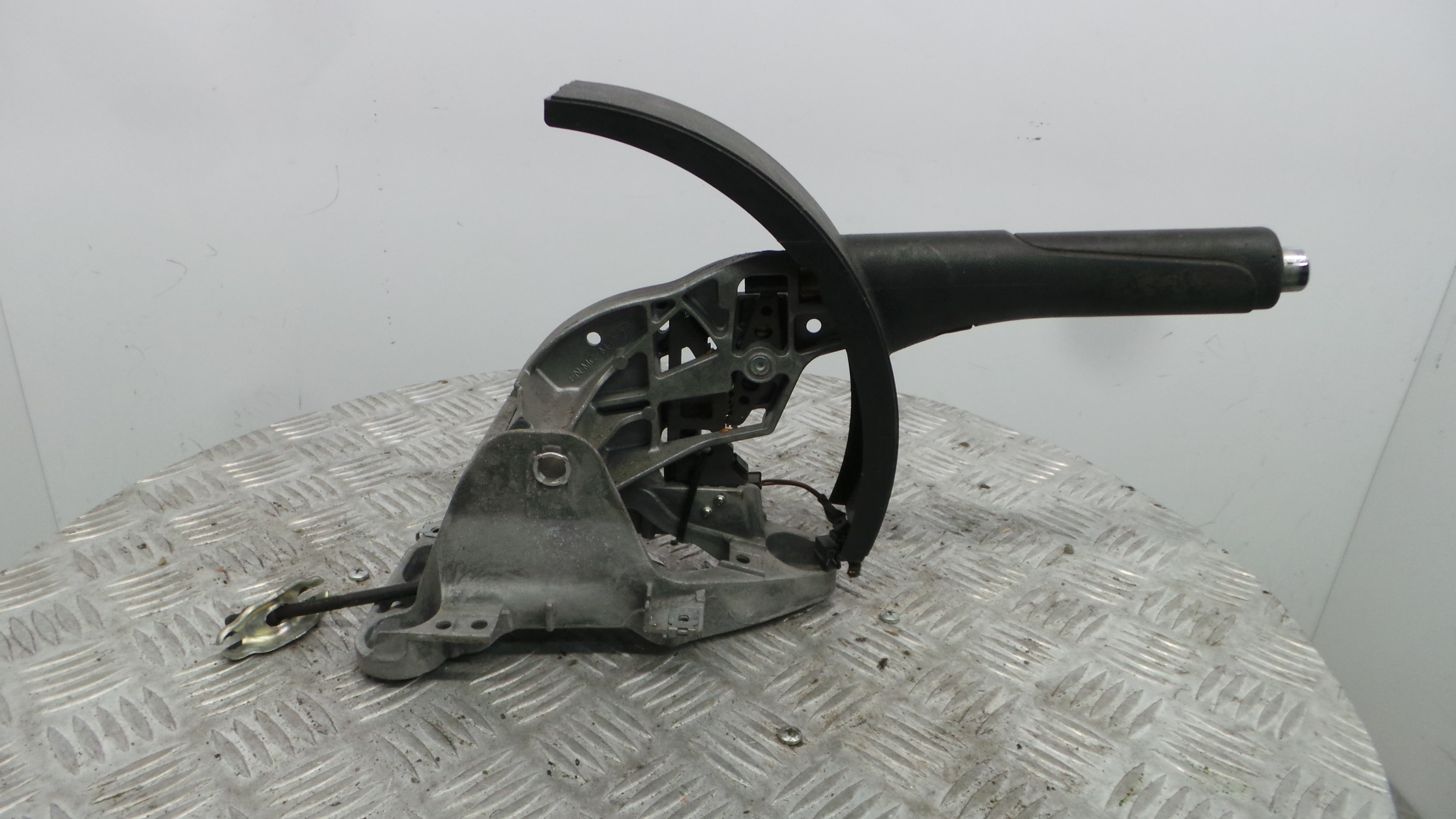 Travão de Mão  8J0711303A - SEAT LEON (1P1)-36439774