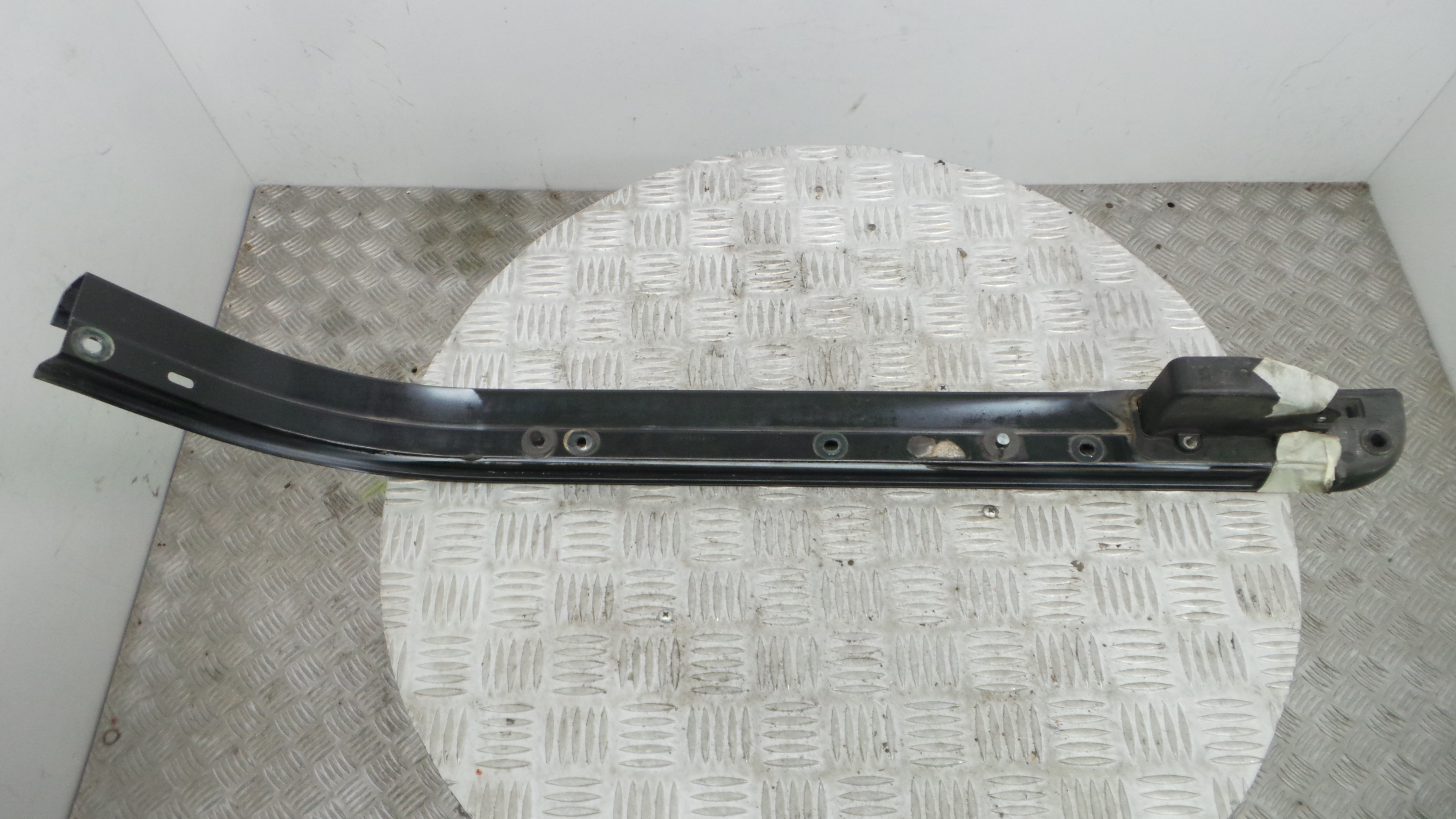 Guia de porta deslizante 9684585580E - CITROËN BERLINGO Caixa/monovolume (B9)-36447031