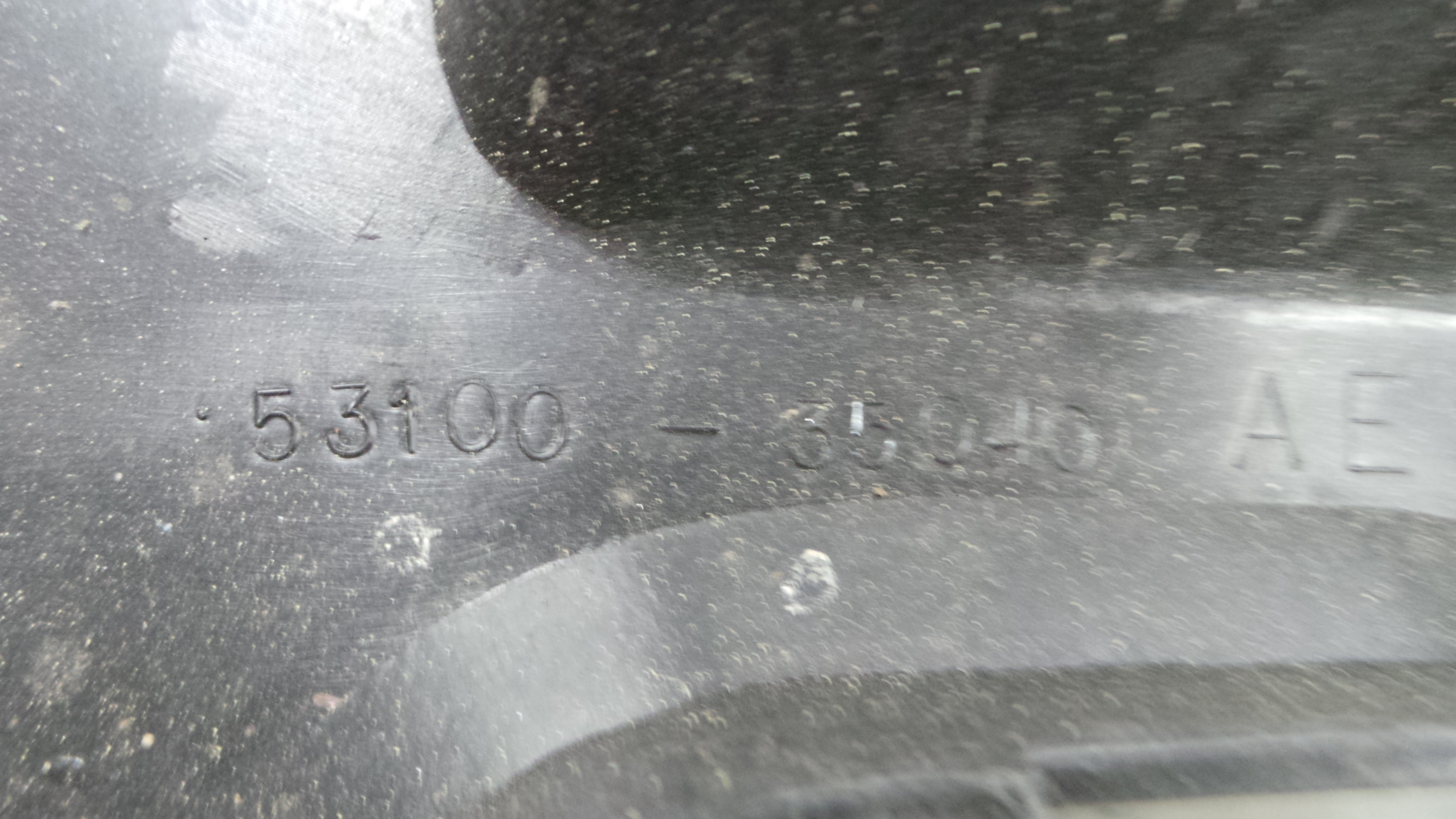 Grelha da Frente 53111-35060 - TOYOTA HILUX Camião de plataforma/chassis (LN_, _N1_)-36440958