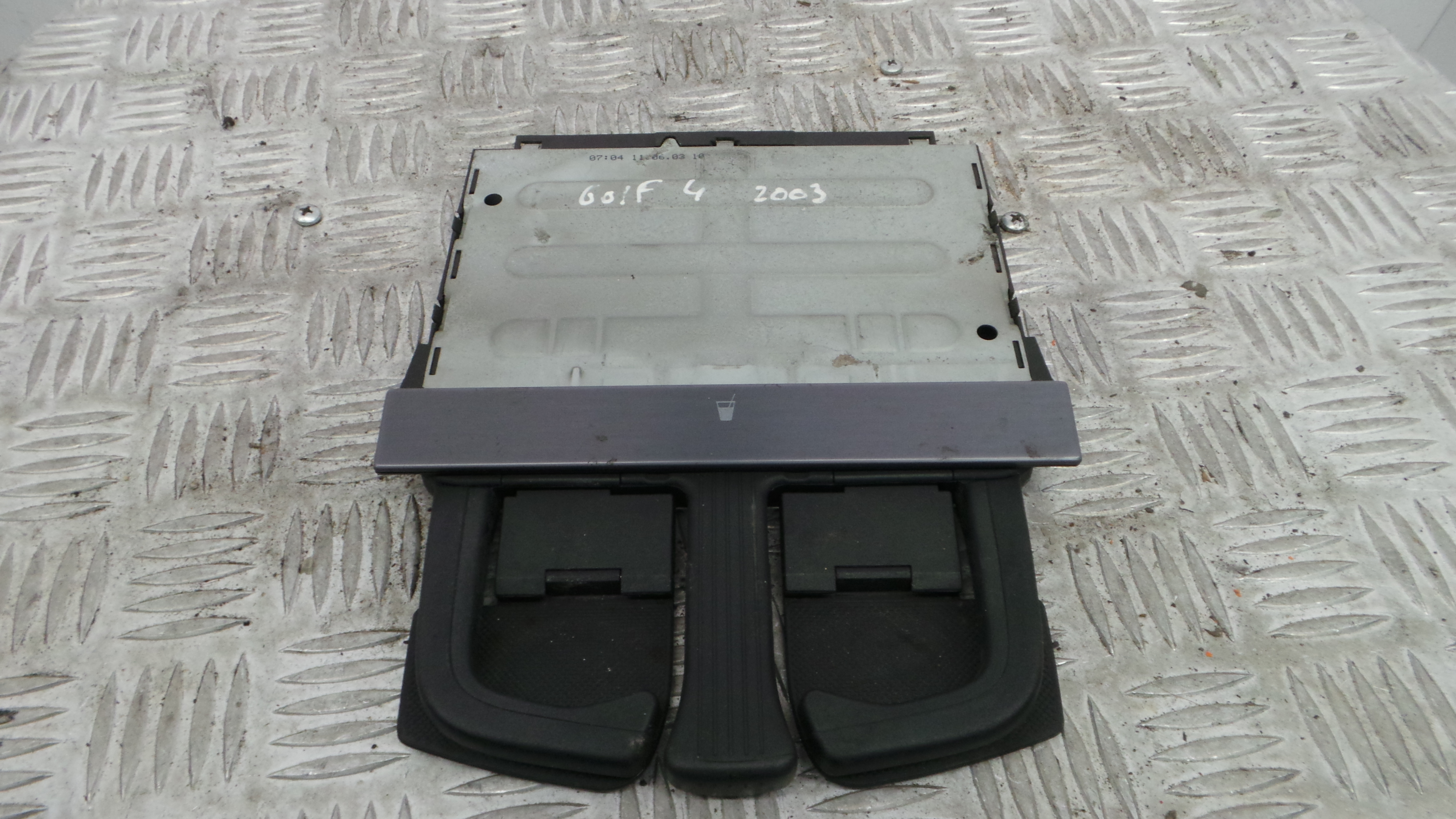 Suporte para copos para o carro 1J0858801D - VW GOLF IV (1J1), GOLF Mk IV (1J1)-36440971