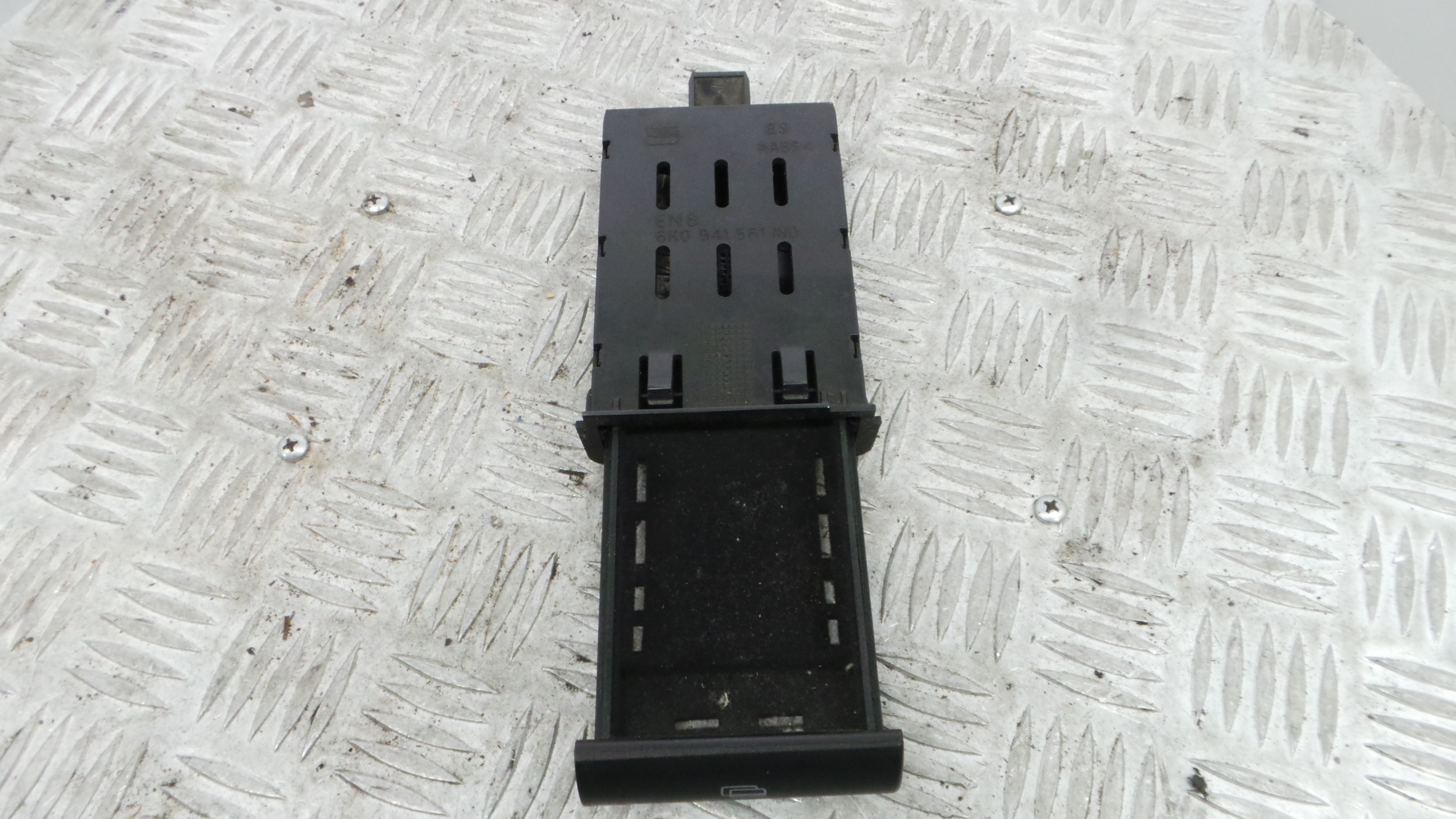 Porta Luvas  6K0941561 - SEAT IBIZA II (6K1), IBIZA Mk II (6K1)-36440992