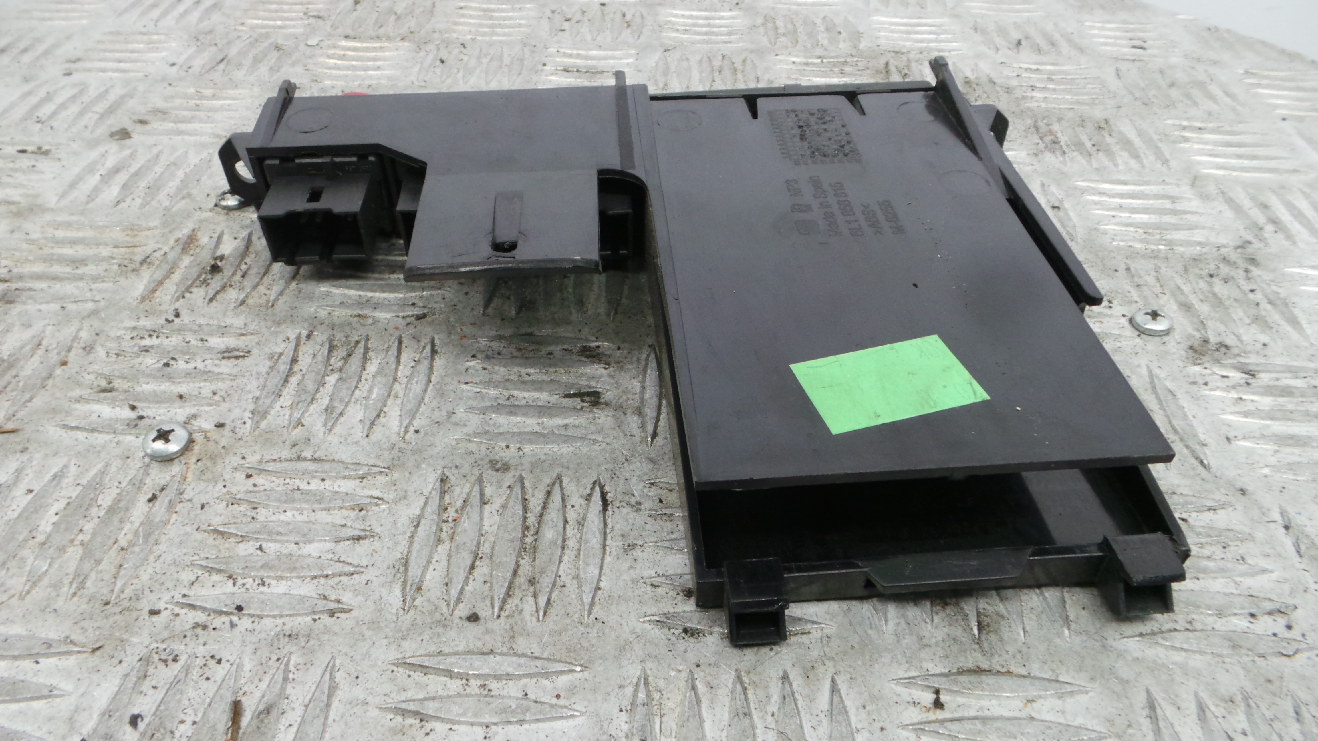 warning 4 piscas 6L1858815 - SEAT IBIZA III (6L1), IBIZA Mk III (6L1)-36441004