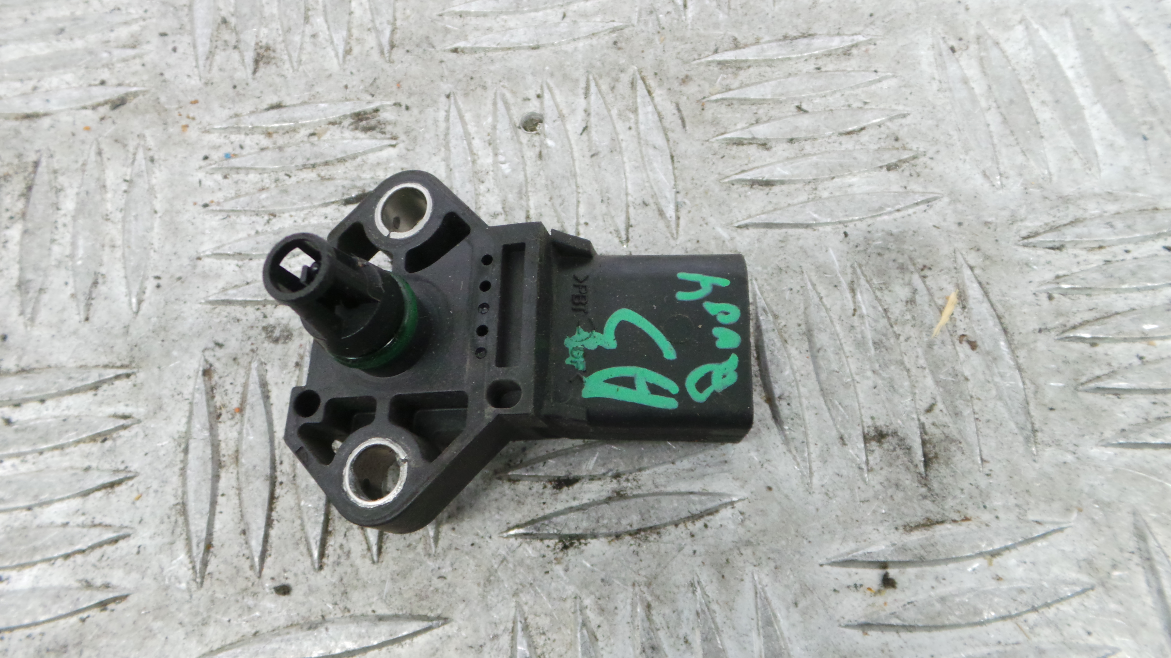 Sensor Pressão 038906051B - AUDI A3 (8P1)-36441018