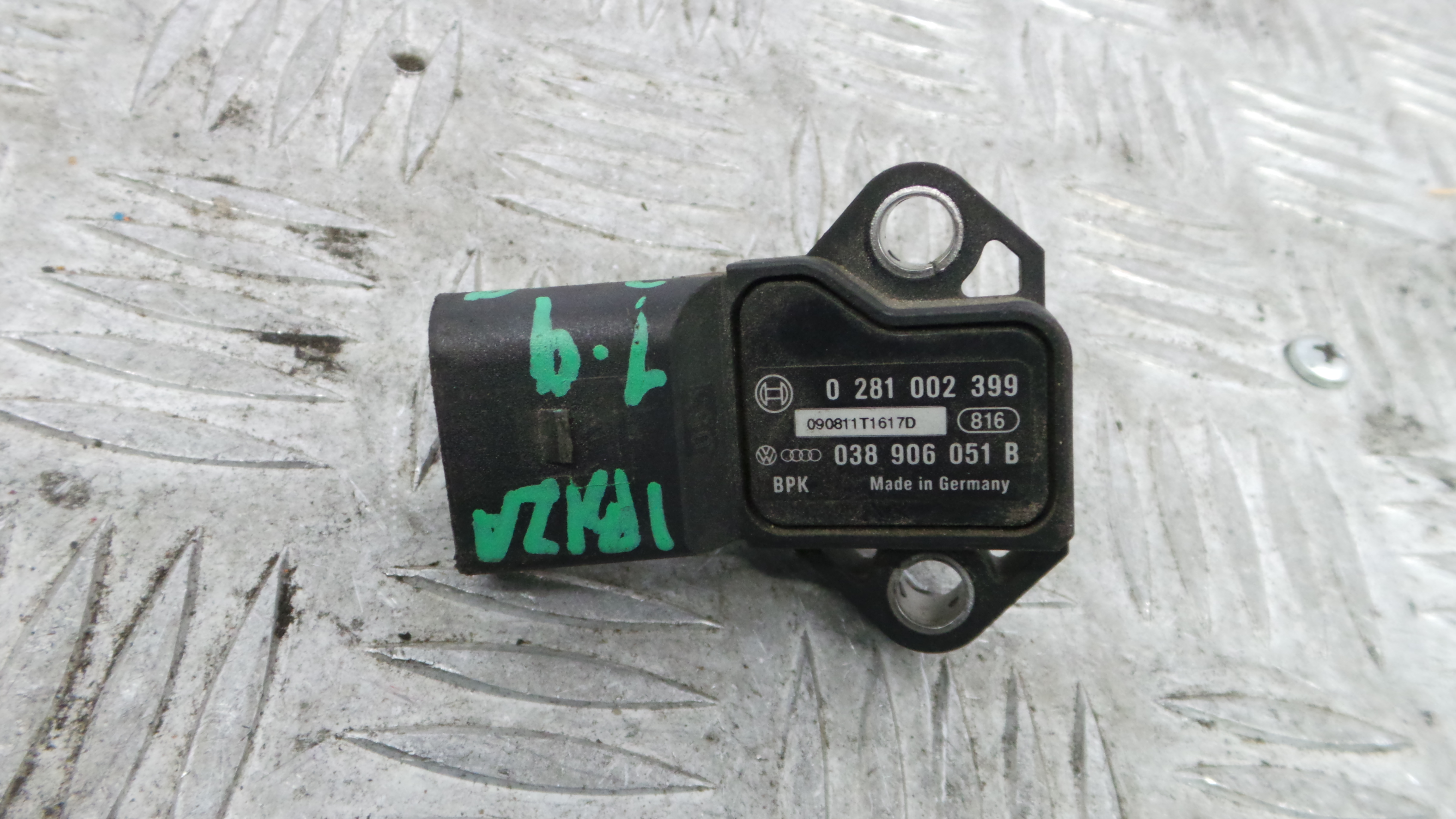 Sensor Pressão 038906051B - SEAT IBIZA III (6L1), IBIZA Mk III (6L1)-36441022