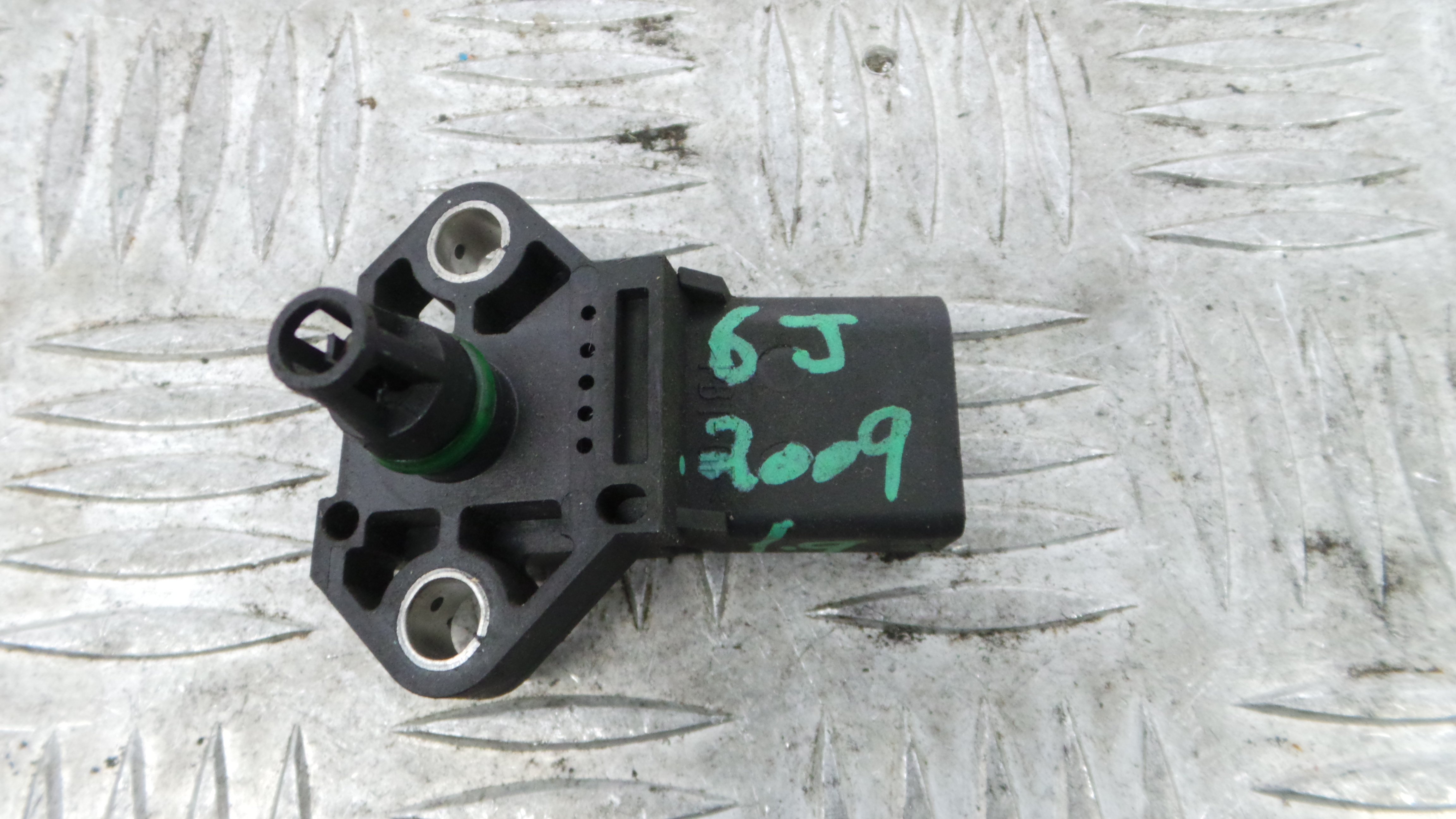 Sensor Pressão 038906051B - SEAT IBIZA IV (6J5, 6P1), IBIZA Mk IV (6J5, 6P1)-36441064