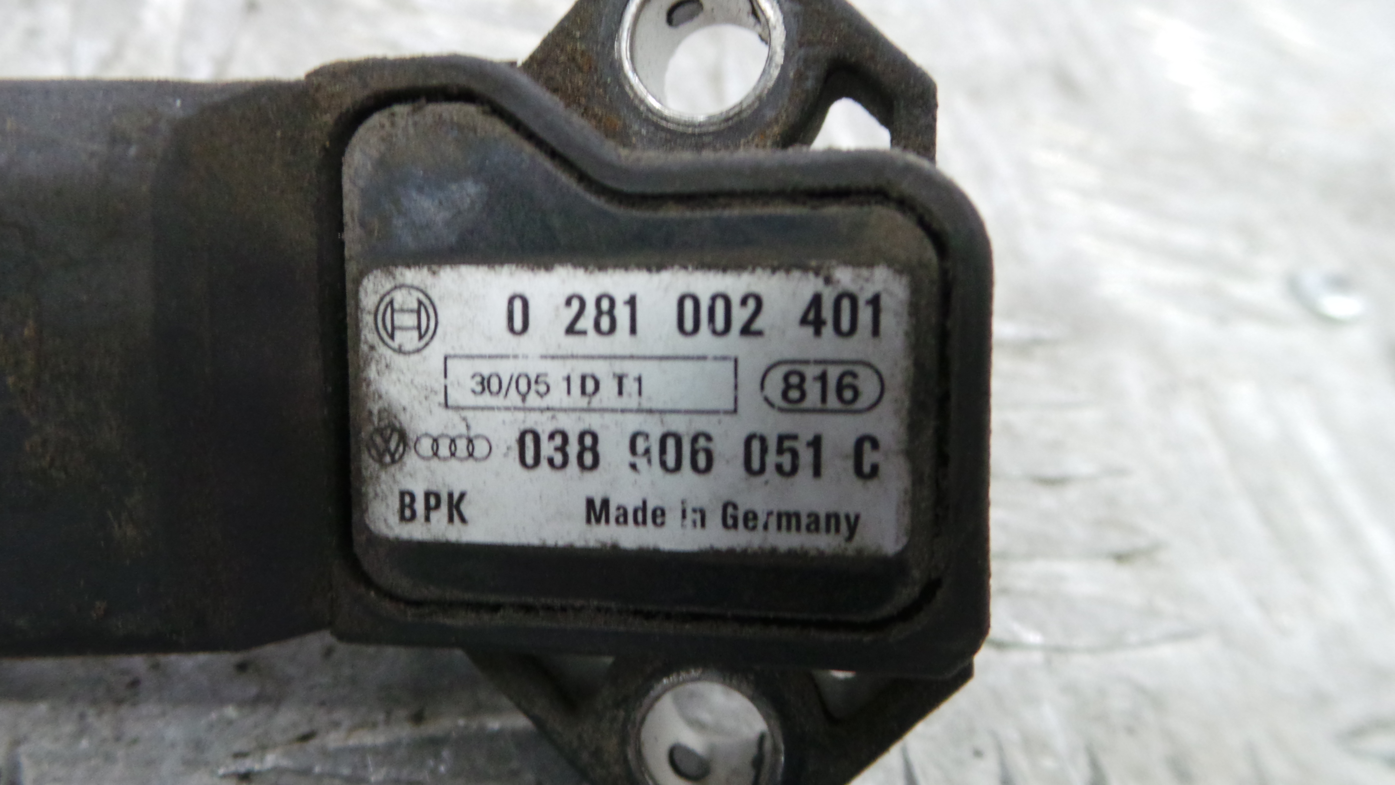 Sensor Pressão 038906051C - SEAT LEON (1P1)-36441076