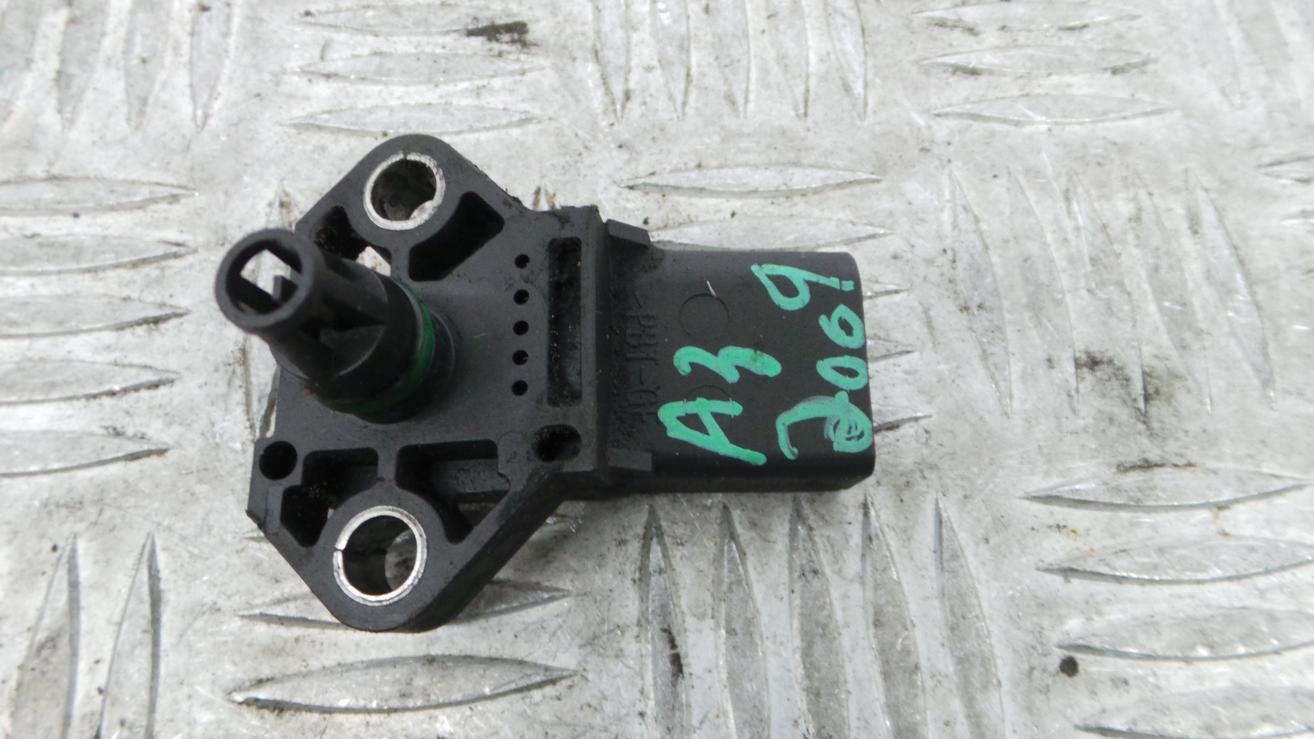 Sensor Pressão 038906051C - AUDI A3 (8P1)-36441082