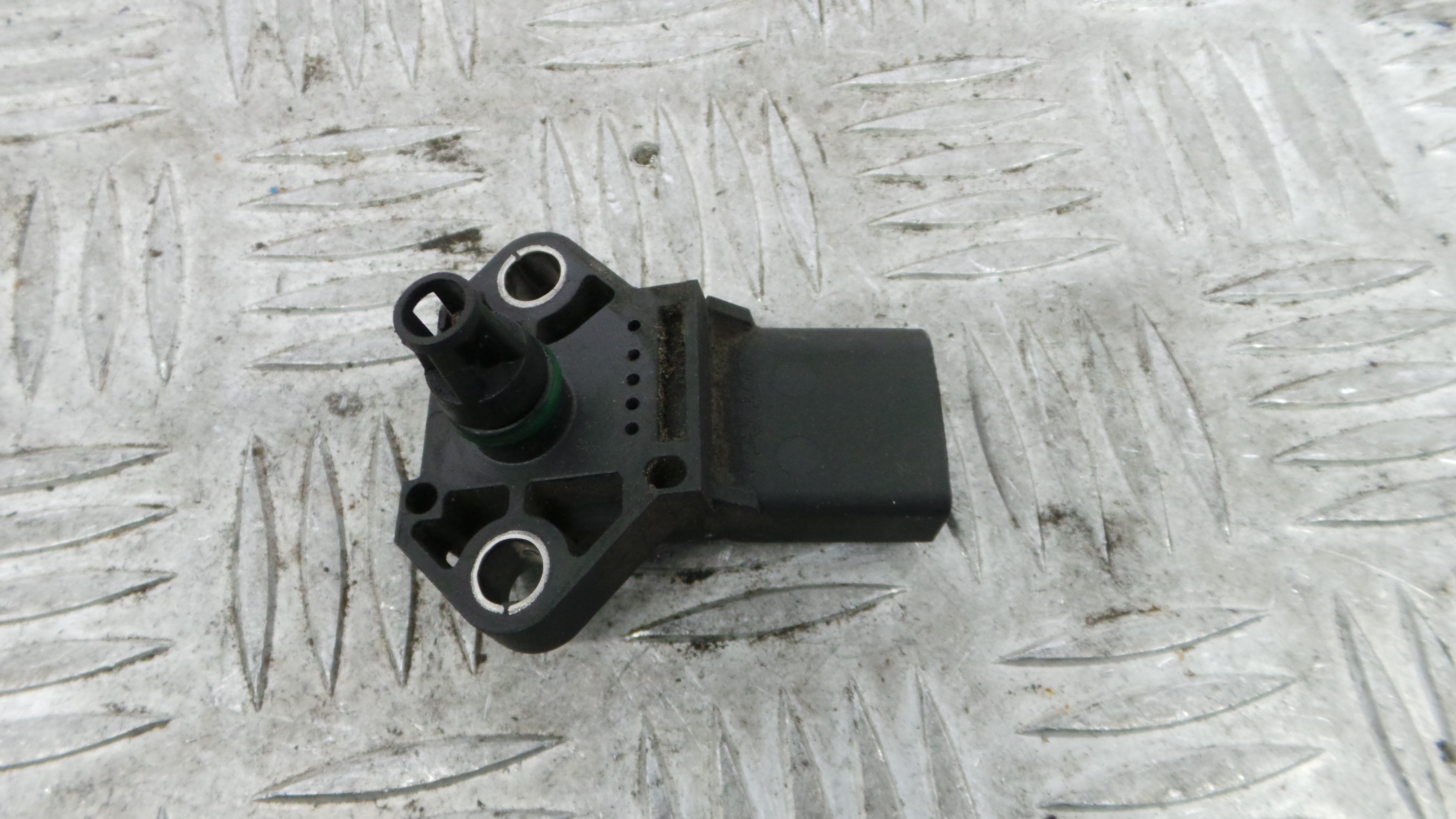 Sensor Pressão 038906051C - AUDI A3 (8P1)-36441092