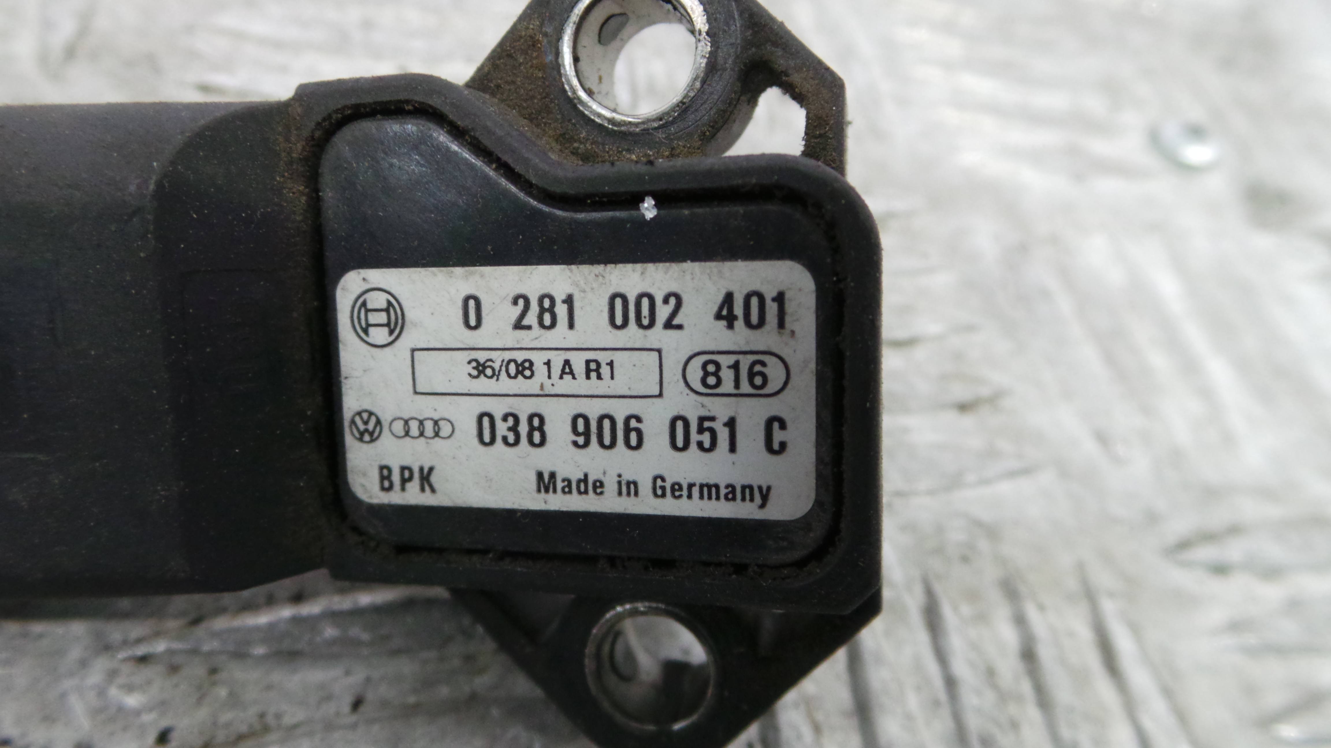 Sensor Pressão 038906051C - AUDI A3 (8P1)-36441092