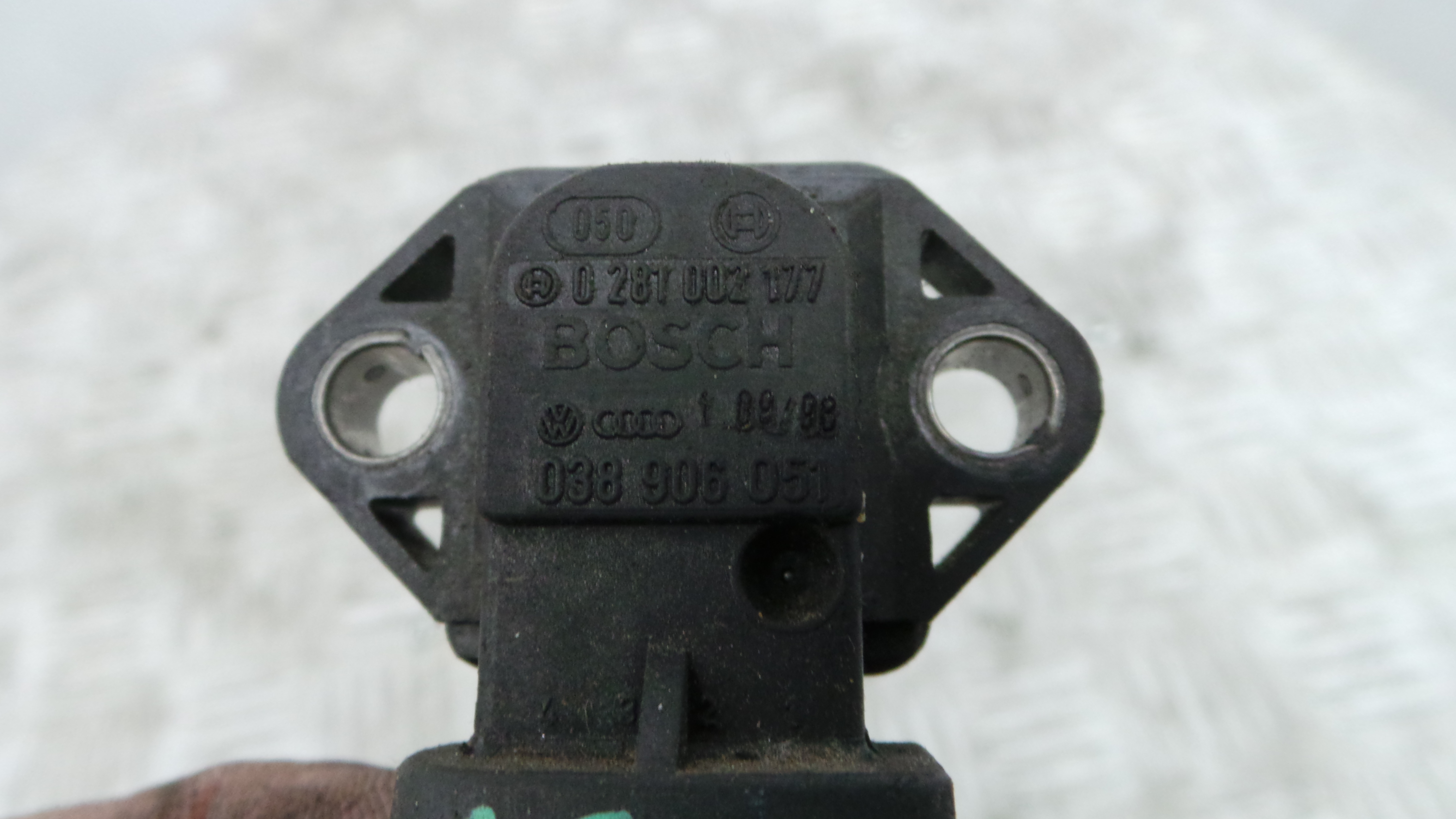 Sensor Pressão 038906051 - VW GOLF IV (1J1), GOLF Mk IV (1J1)-36441098