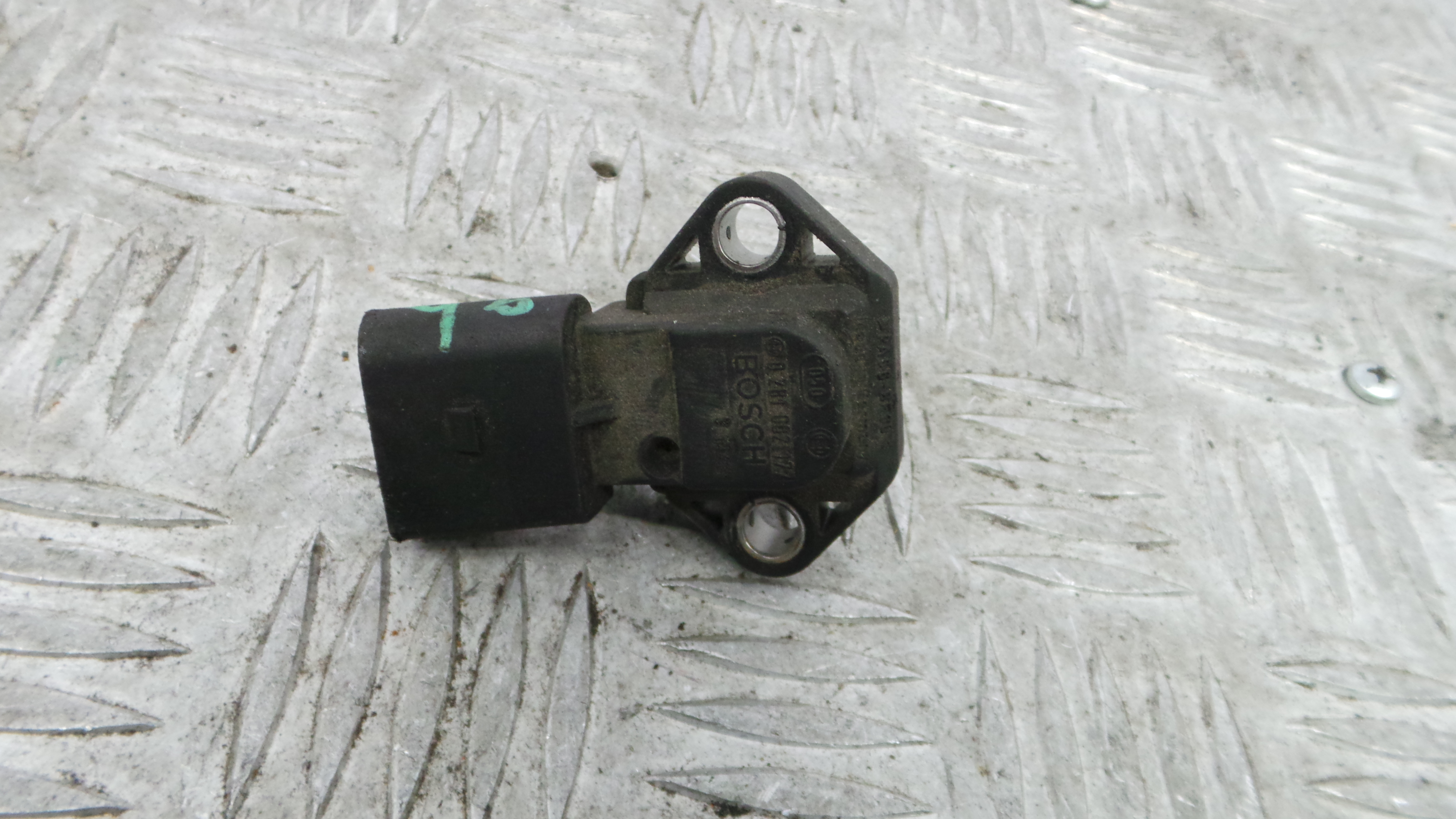Sensor Pressão 0281002177 - AUDI A3 (8L1)-36441104