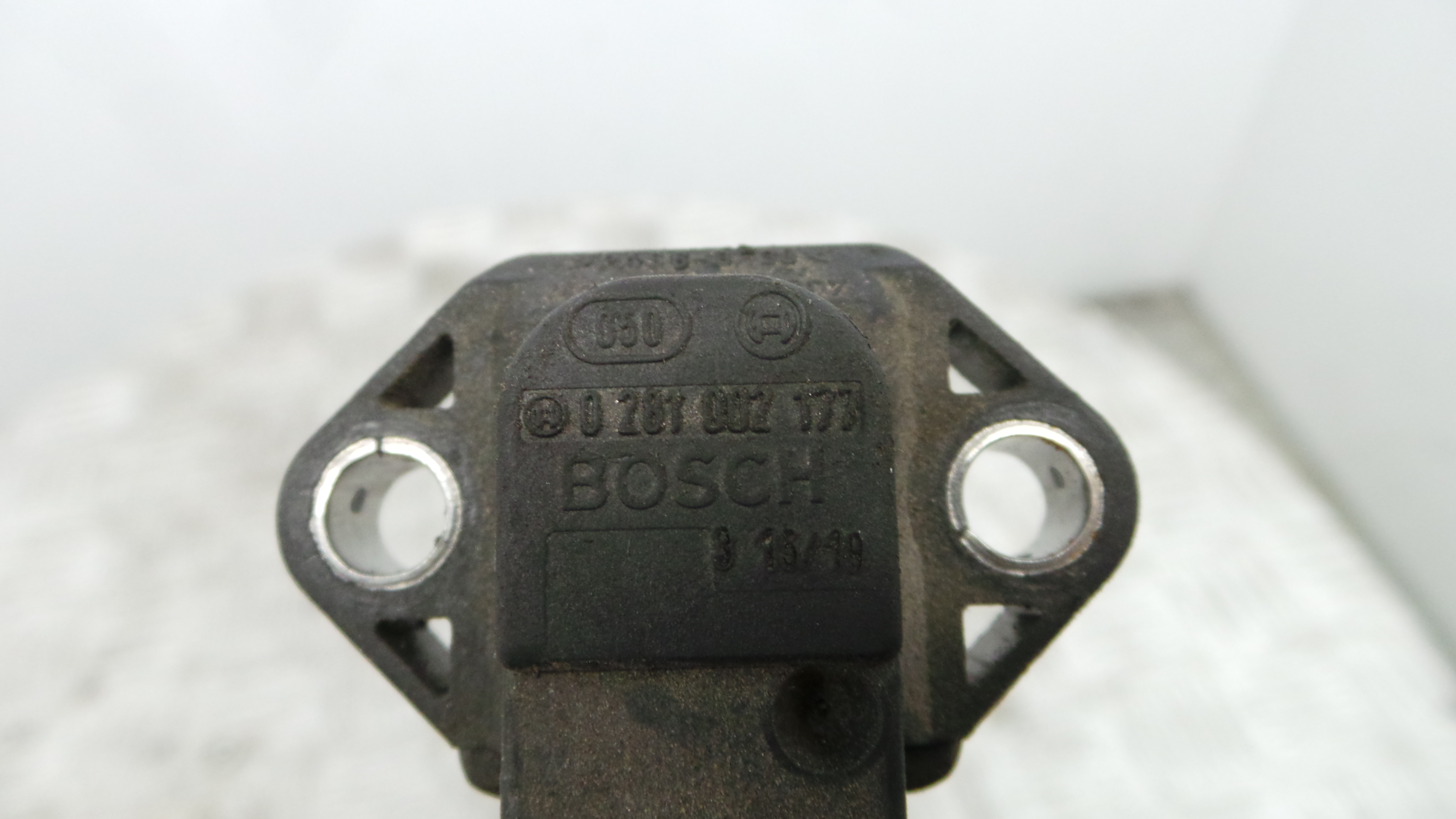 Sensor Pressão 0281002177 - AUDI A3 (8L1)-36441104