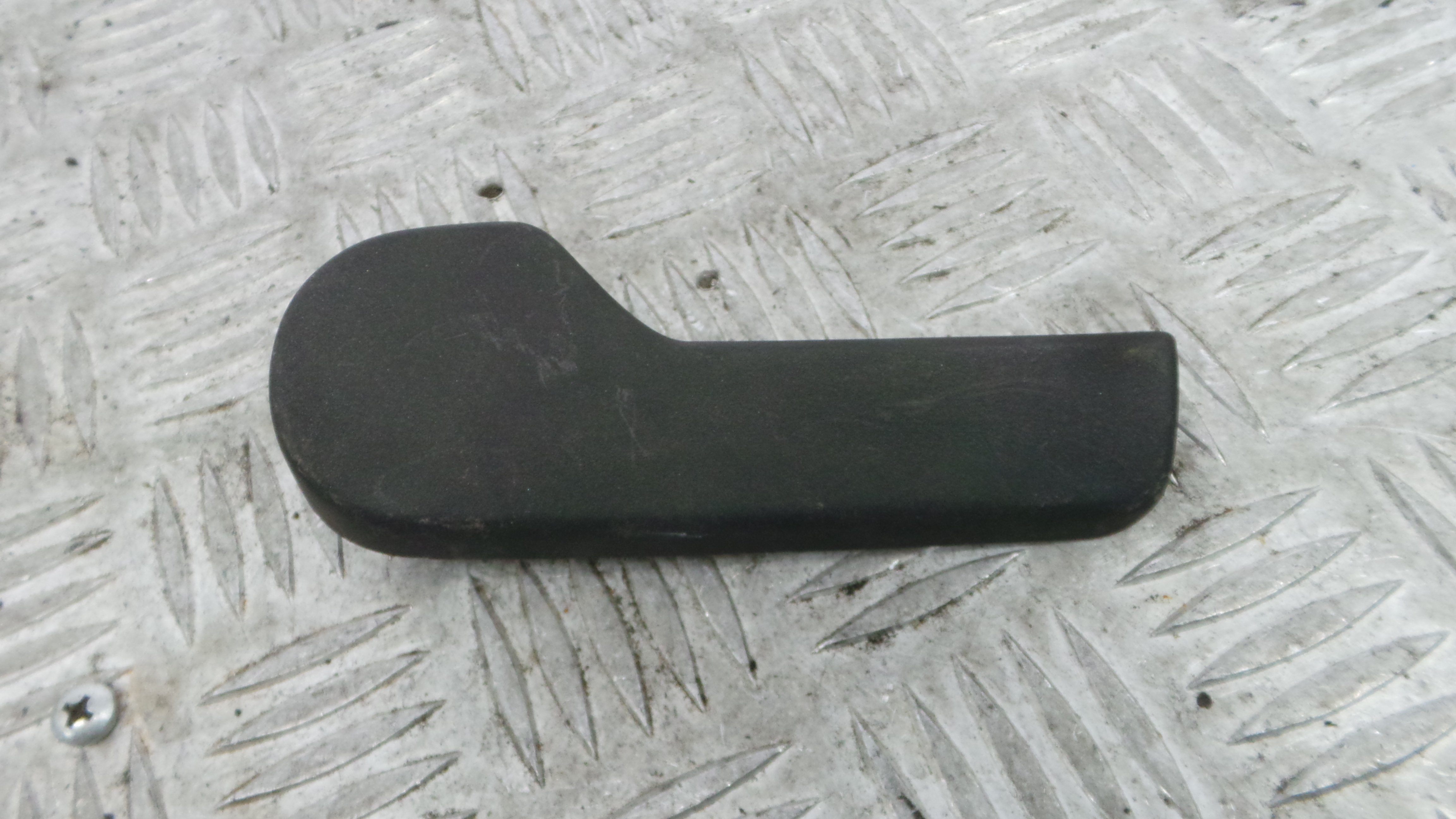 Puxador Interior Capot 1J1823533C - SEAT LEON (1P1)-36441107