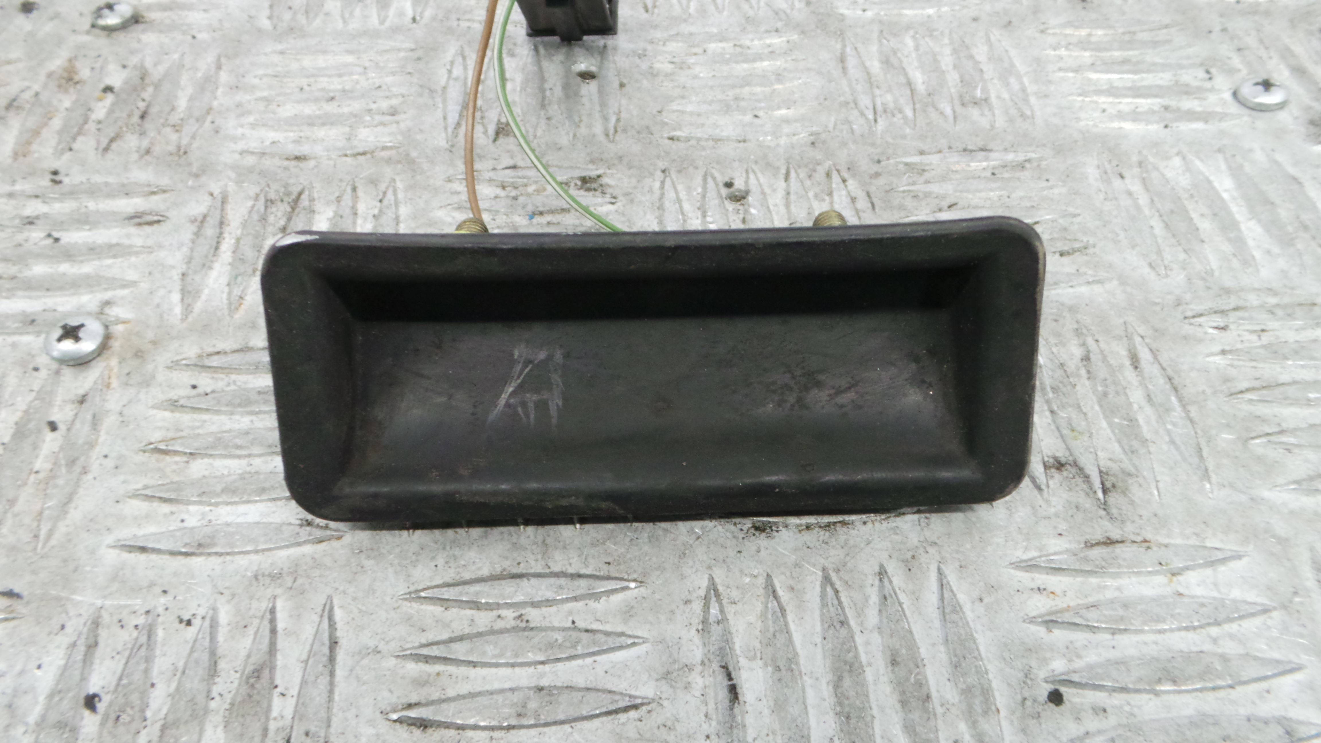 	Interruptor / Comando Mala 6Y0827574C - SKODA FABIA I (6Y2)-36441131